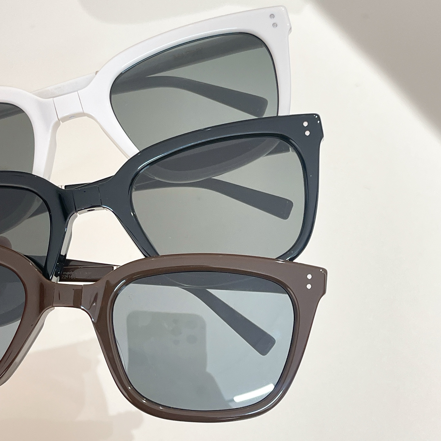 GENTLE MONSTE*🐼🐼🐼MODEL：MATINY🐼🐼🐼SIZE：52口22-133🐼🐼🐼原版开