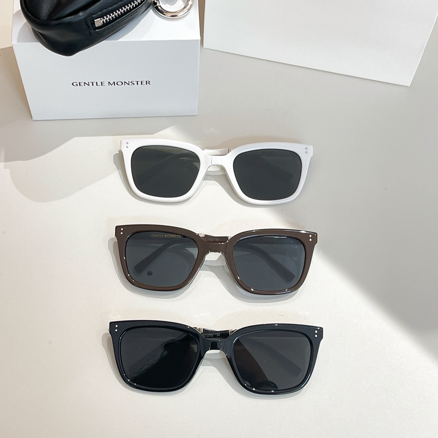 GENTLE MONSTE*🐼🐼🐼MODEL：MATINY🐼🐼🐼SIZE：52口22-133🐼🐼🐼原版开