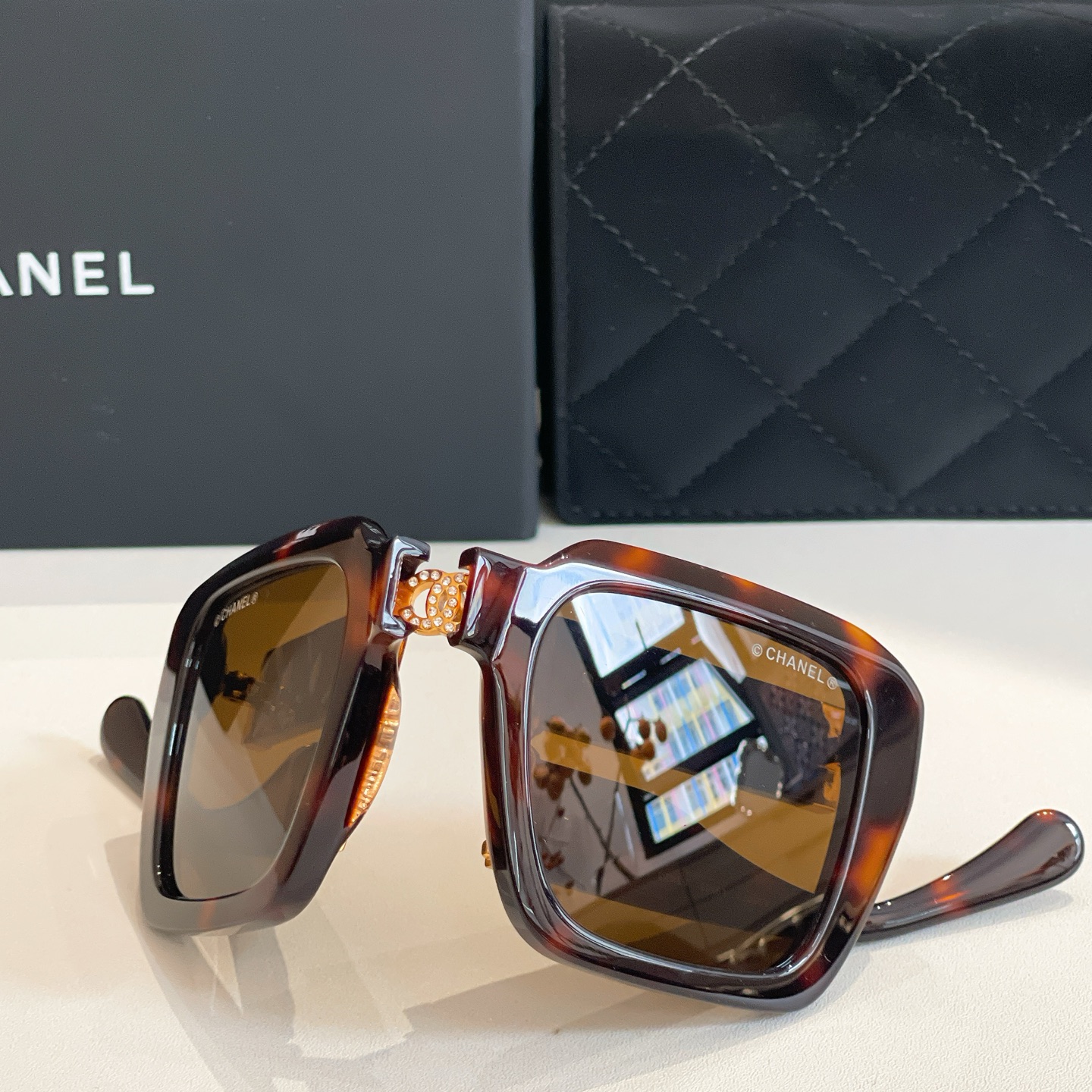 CHANE*🌸🌸🌸MODEL：A95073🌸🌸🌸SIZE：53口23-145🌸🌸🌸折叠款～～