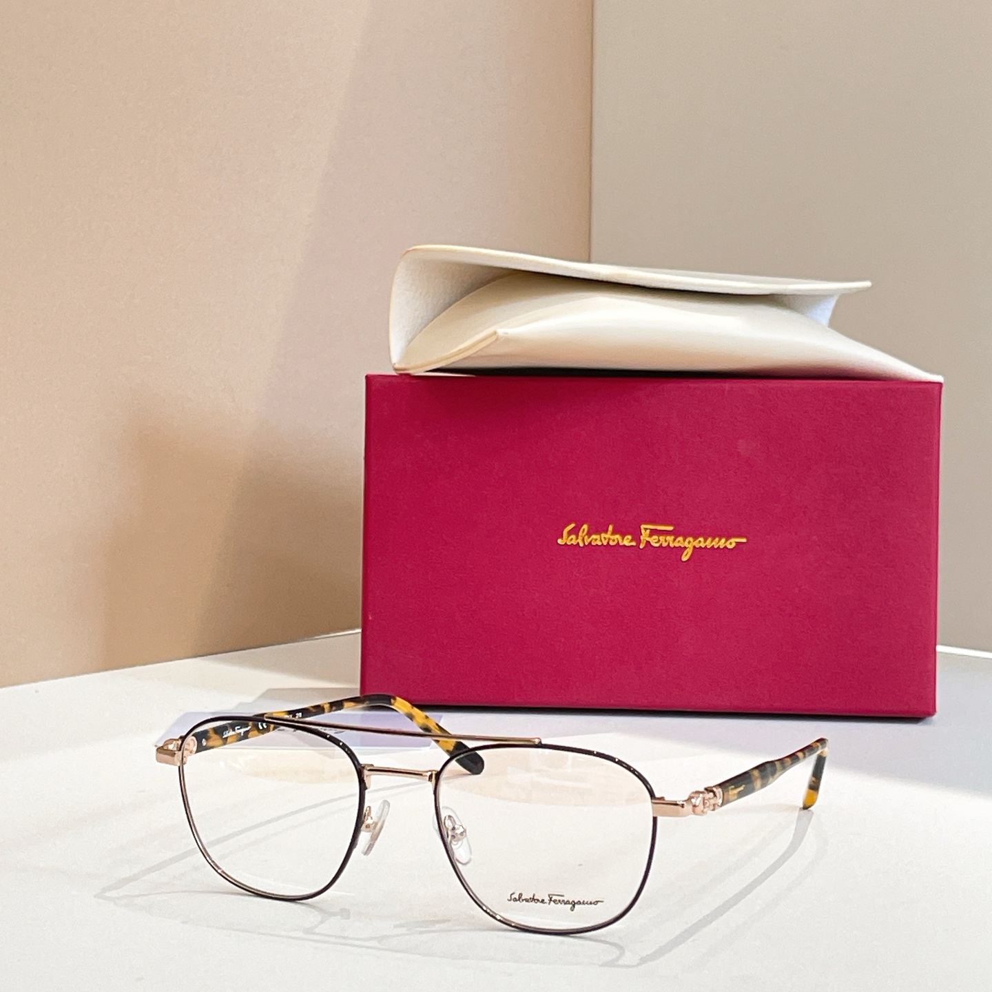 Salvatore ferragam* 菲*拉格慕 💚💚MODEL：SF2183💚💚💚SIZE：52口1