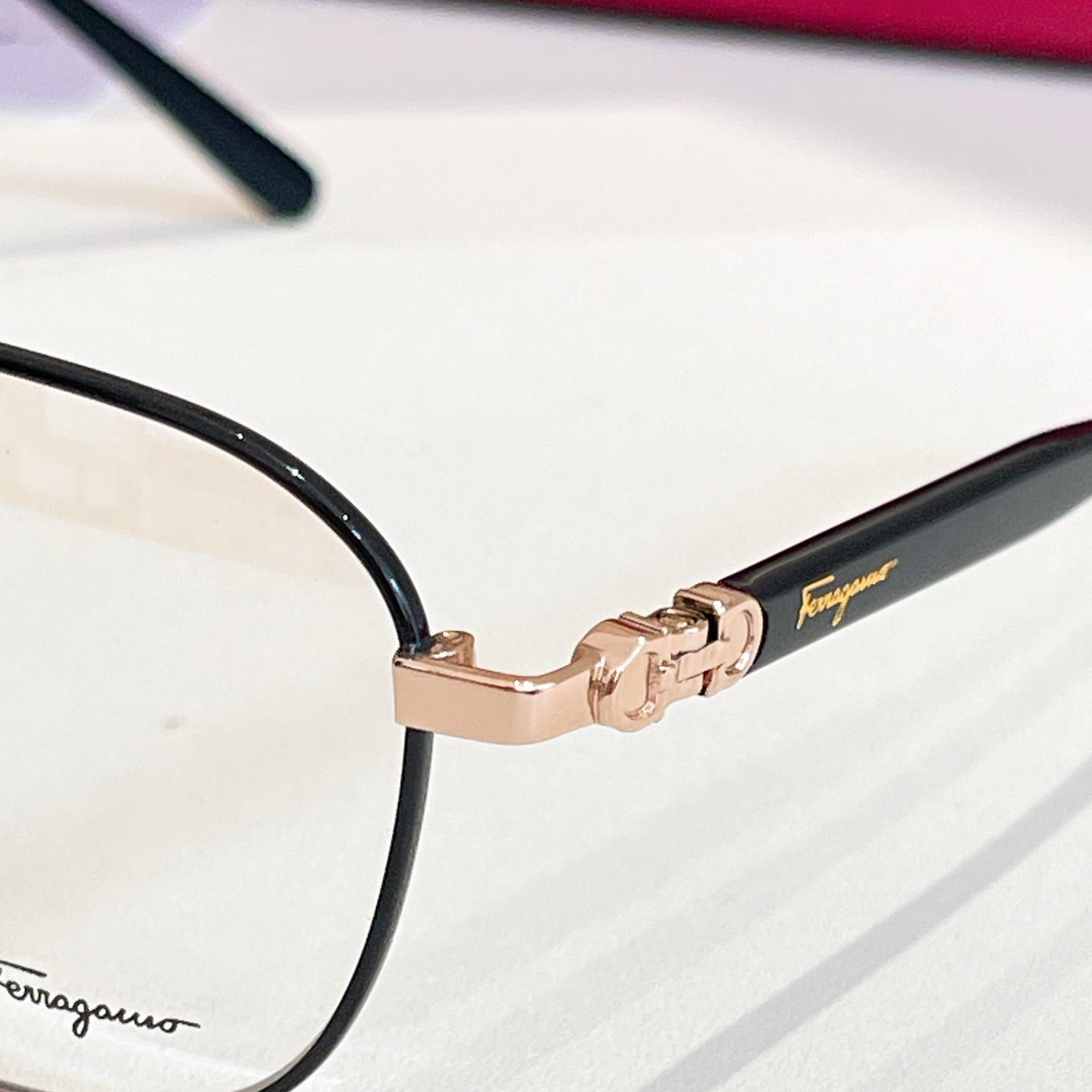 Salvatore ferragam* 菲*拉格慕 💚💚MODEL：SF2183💚💚💚SIZE：52口1