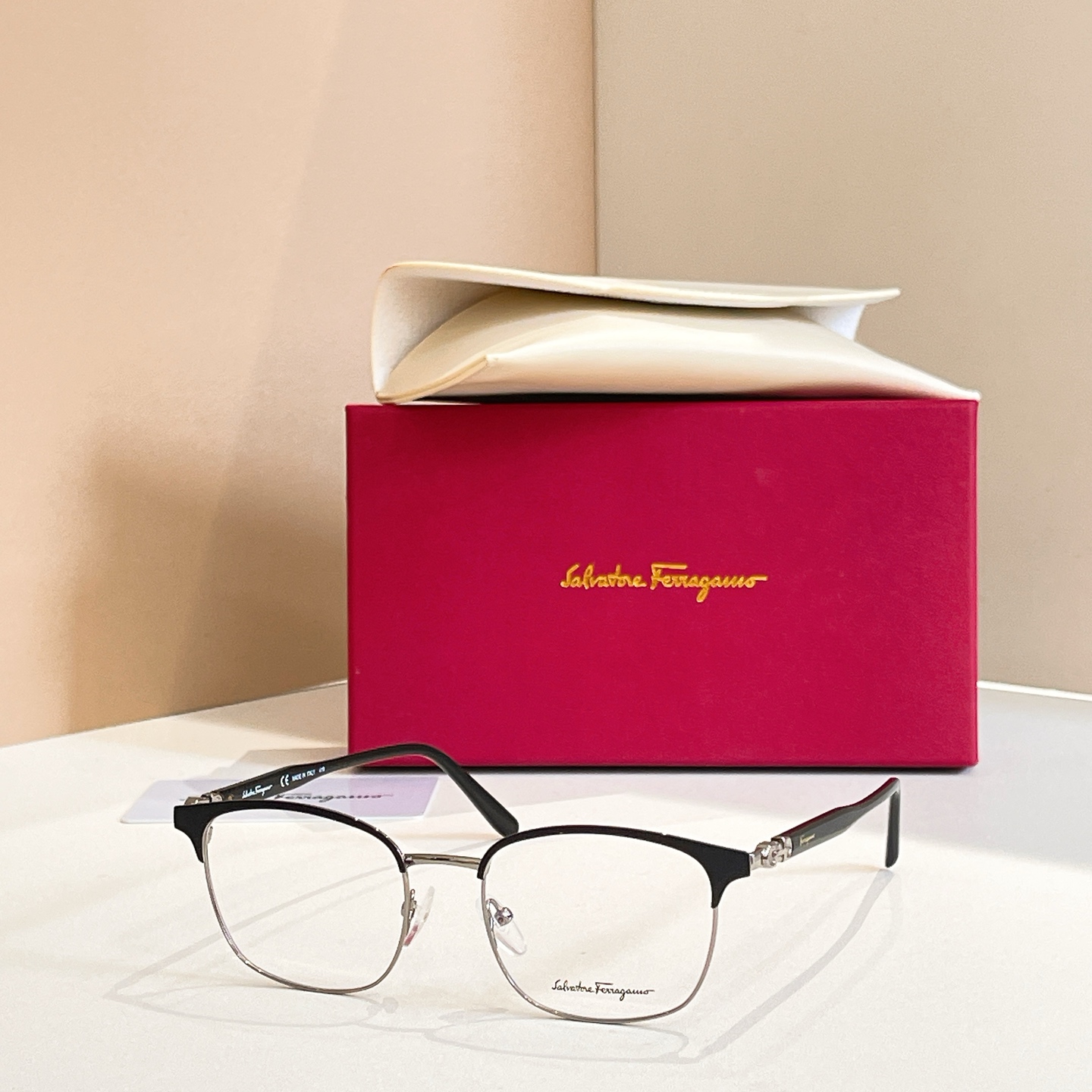 Salvatore ferragam* 菲*拉格慕 💚💚MODEL：SF2170💚💚💚SIZE：55口1