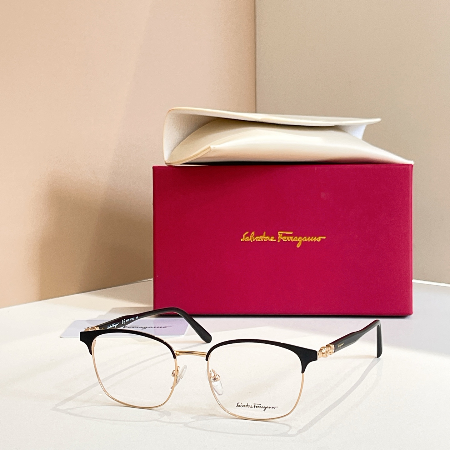 Salvatore ferragam* 菲*拉格慕 💚💚MODEL：SF2170💚💚💚SIZE：55口1