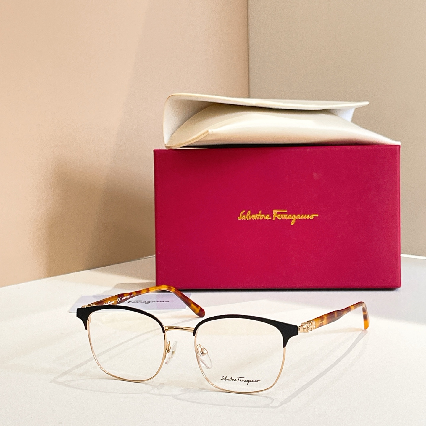 Salvatore ferragam* 菲*拉格慕 💚💚MODEL：SF2170💚💚💚SIZE：55口1