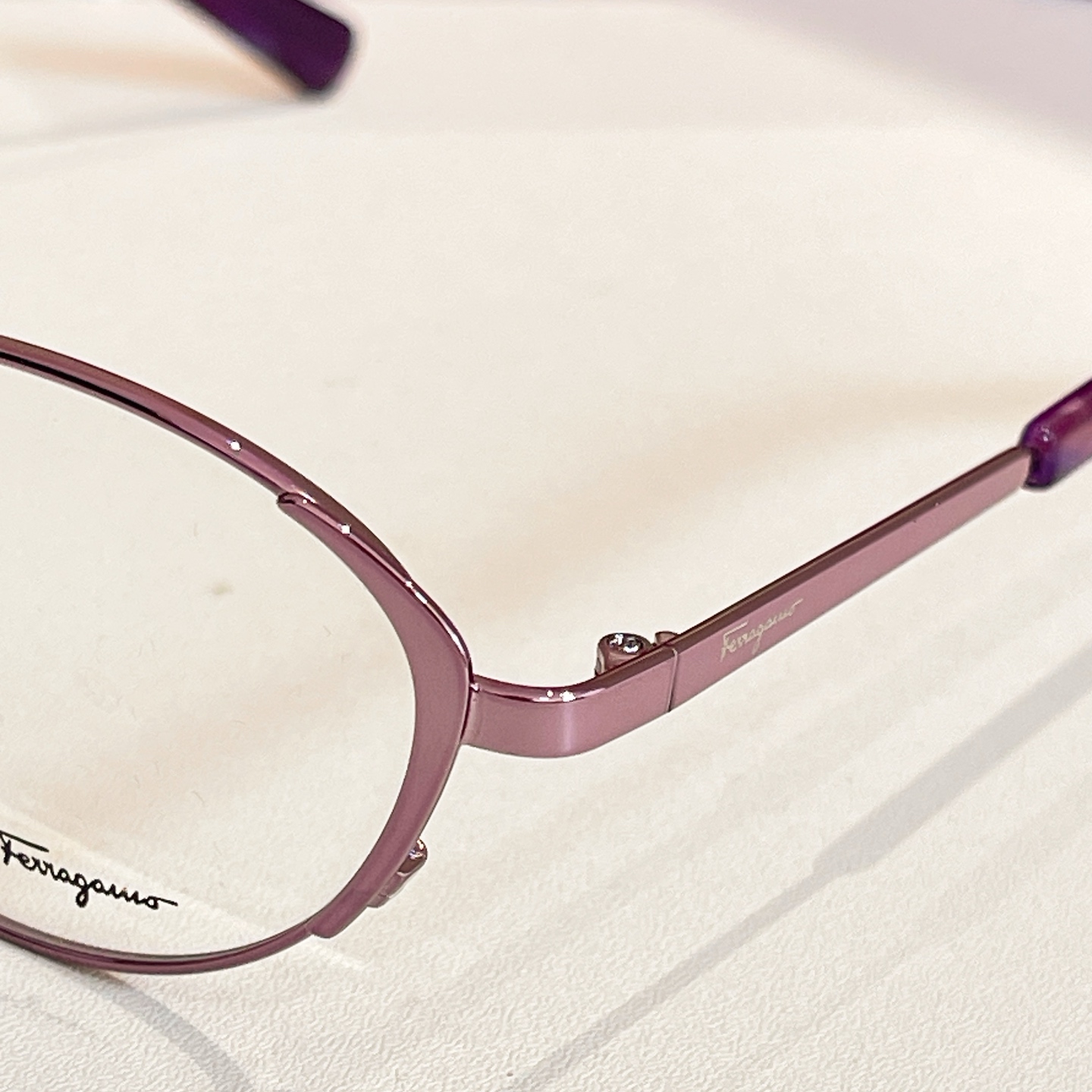 Salvatore ferragam* 菲*拉格慕 💚💚MODEL：SF2540RA💚💚💚SIZE：52