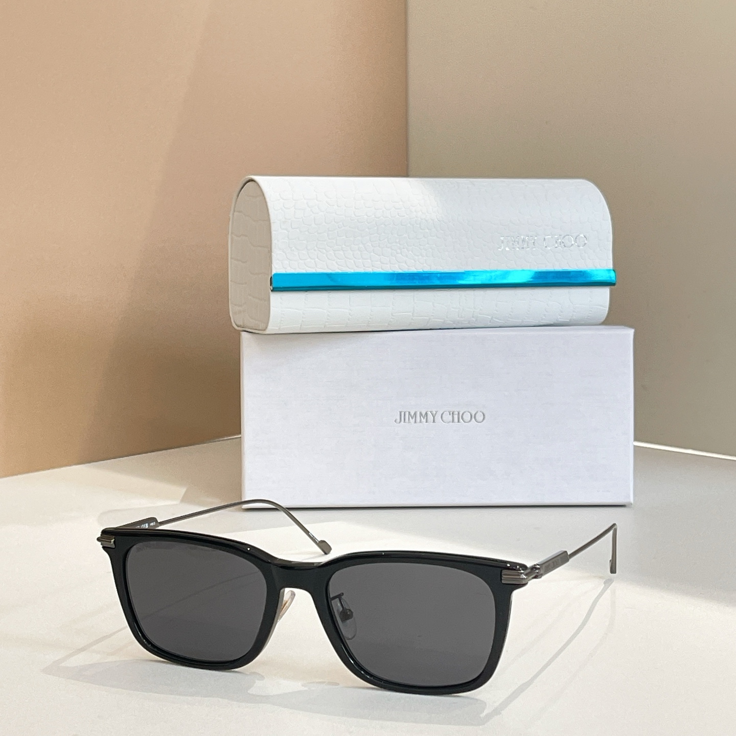 JIMMY CHOO✨✨✨MODEL：RYAN/S✨✨SIZE：54口19-150✨✨✨