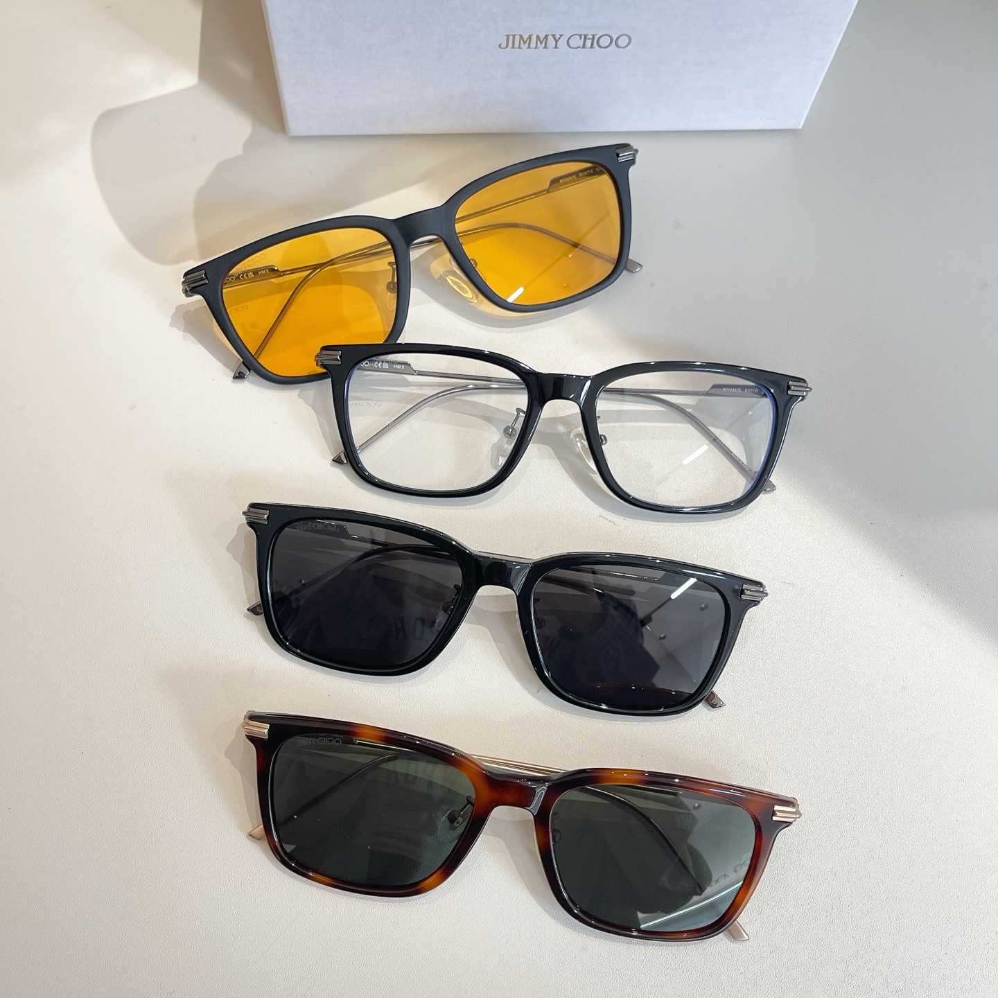 JIMMY CHOO✨✨✨MODEL：RYAN/S✨✨SIZE：54口19-150✨✨✨