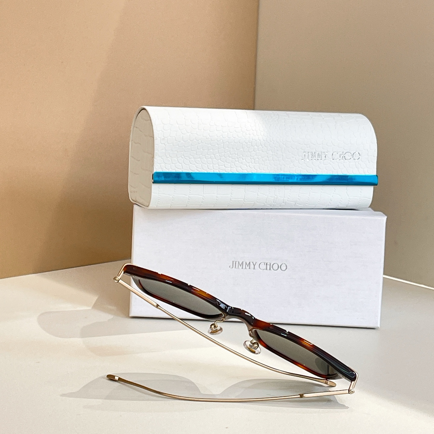 JIMMY CHOO✨✨✨MODEL：RYAN/S✨✨SIZE：54口19-150✨✨✨