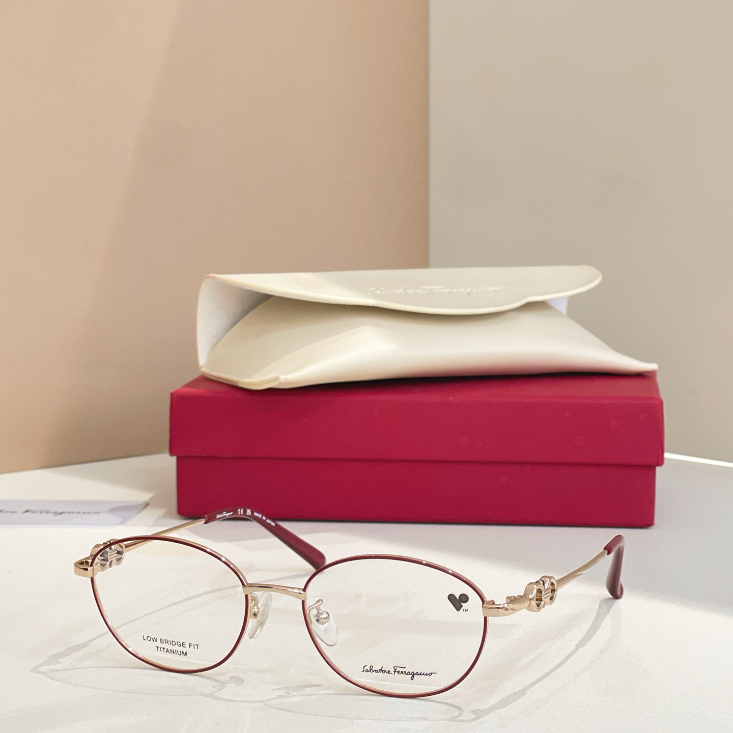 Salvatore ferragam* 菲*拉格慕 💚💚MODEL：SF2575LB💚💚💚SIZE：53