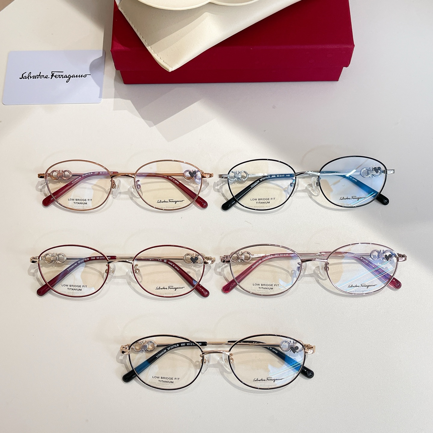 Salvatore ferragam* 菲*拉格慕 💚💚MODEL：SF2575LB💚💚💚SIZE：53