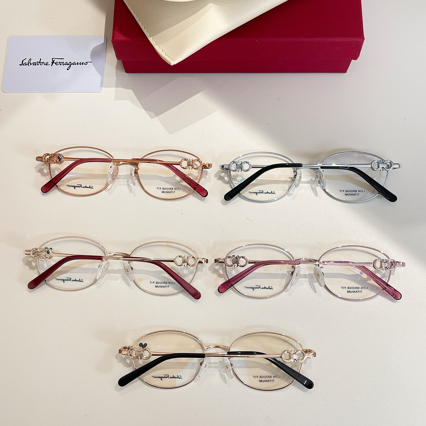 Salvatore ferragam* 菲*拉格慕 💚💚MODEL：SF2575LB💚💚💚SIZE：53