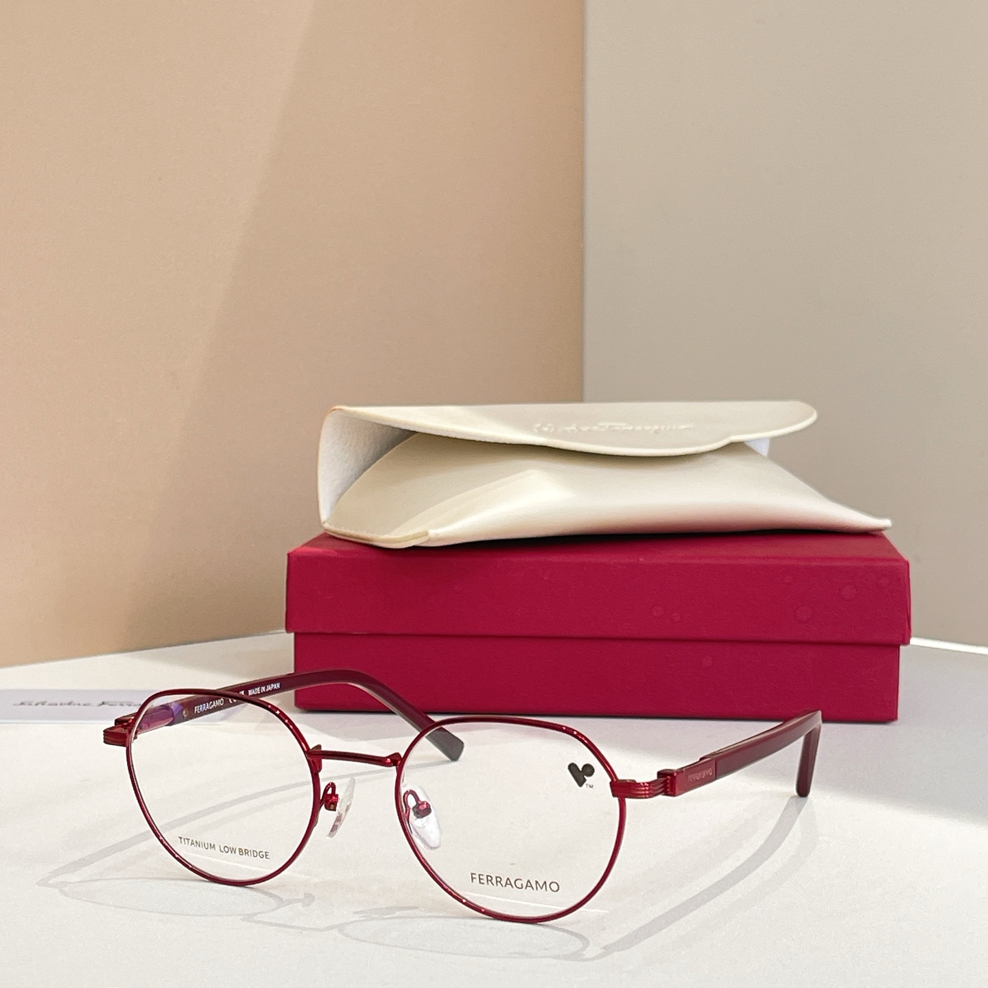 Salvatore ferragam* 菲*拉格慕 💚💚MODEL：SF2233💚💚💚SIZE：51口2