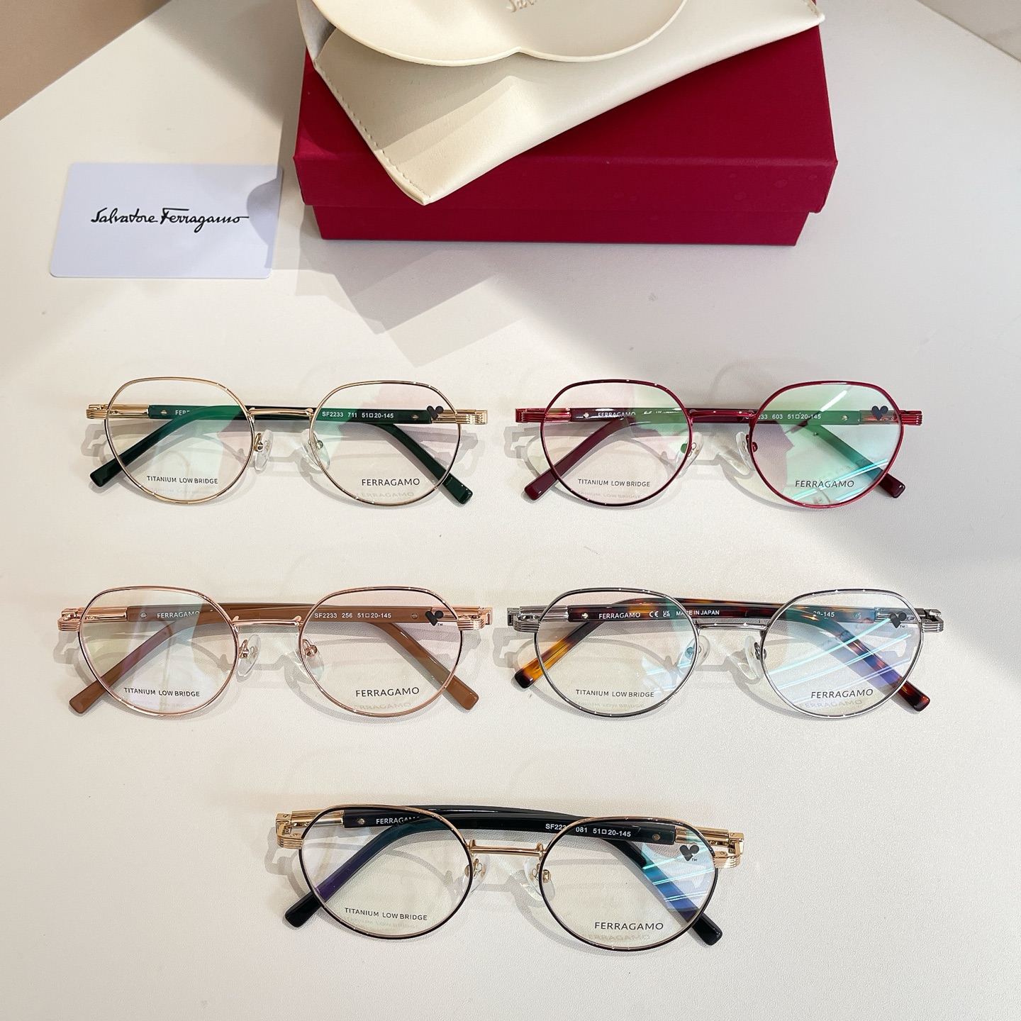 Salvatore ferragam* 菲*拉格慕 💚💚MODEL：SF2233💚💚💚SIZE：51口2