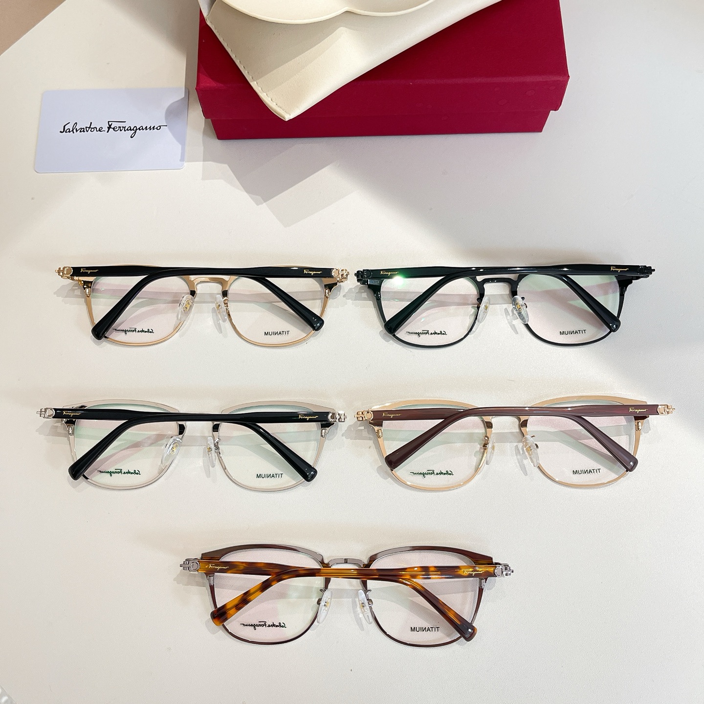 Salvatore ferragam* 菲*拉格慕 💚💚MODEL：SF2547A💚💚💚SIZE：53口