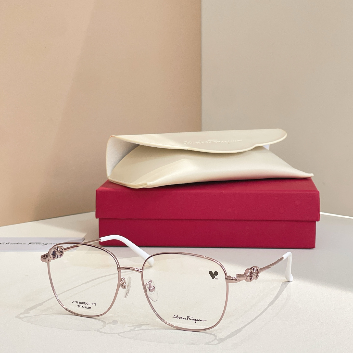 Salvatore ferragam* 菲*拉格慕 💚💚MODEL：SF2577LB💚💚💚SIZE：55