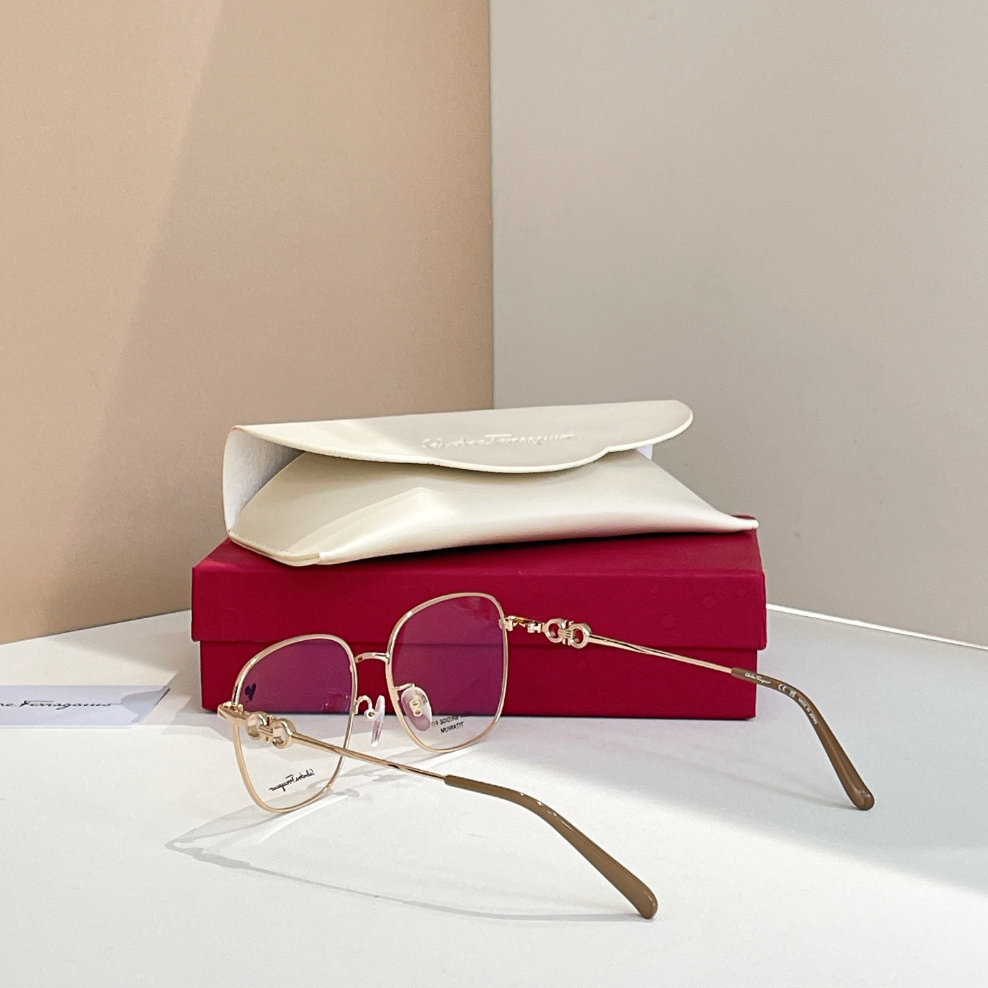 Salvatore ferragam* 菲*拉格慕 💚💚MODEL：SF2577LB💚💚💚SIZE：55