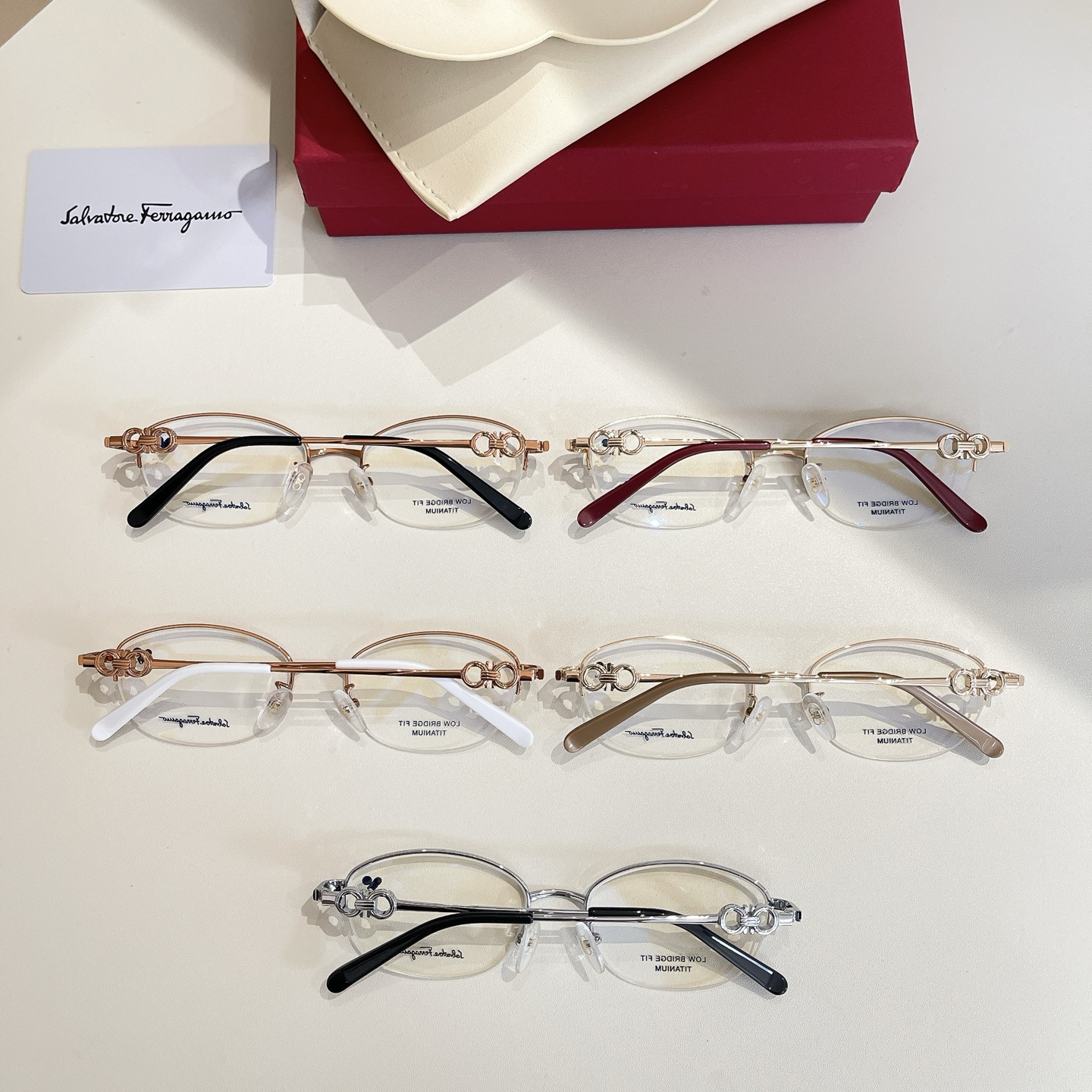 Salvatore ferragam* 菲*拉格慕 💚💚MODEL：SF2576LB💚💚💚SIZE：53