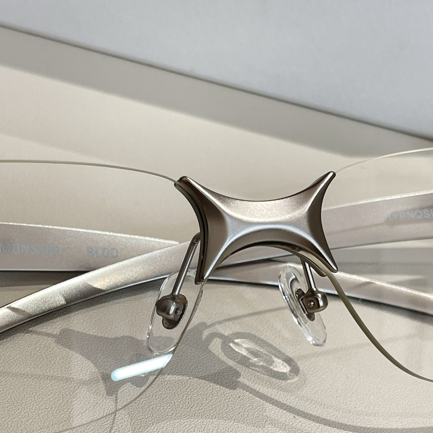 GENTLE MONSTE*🐼🐼🐼MODEL：HYPNOSIS🐼🐼🐼SIZE：150-127🐼🐼🐼