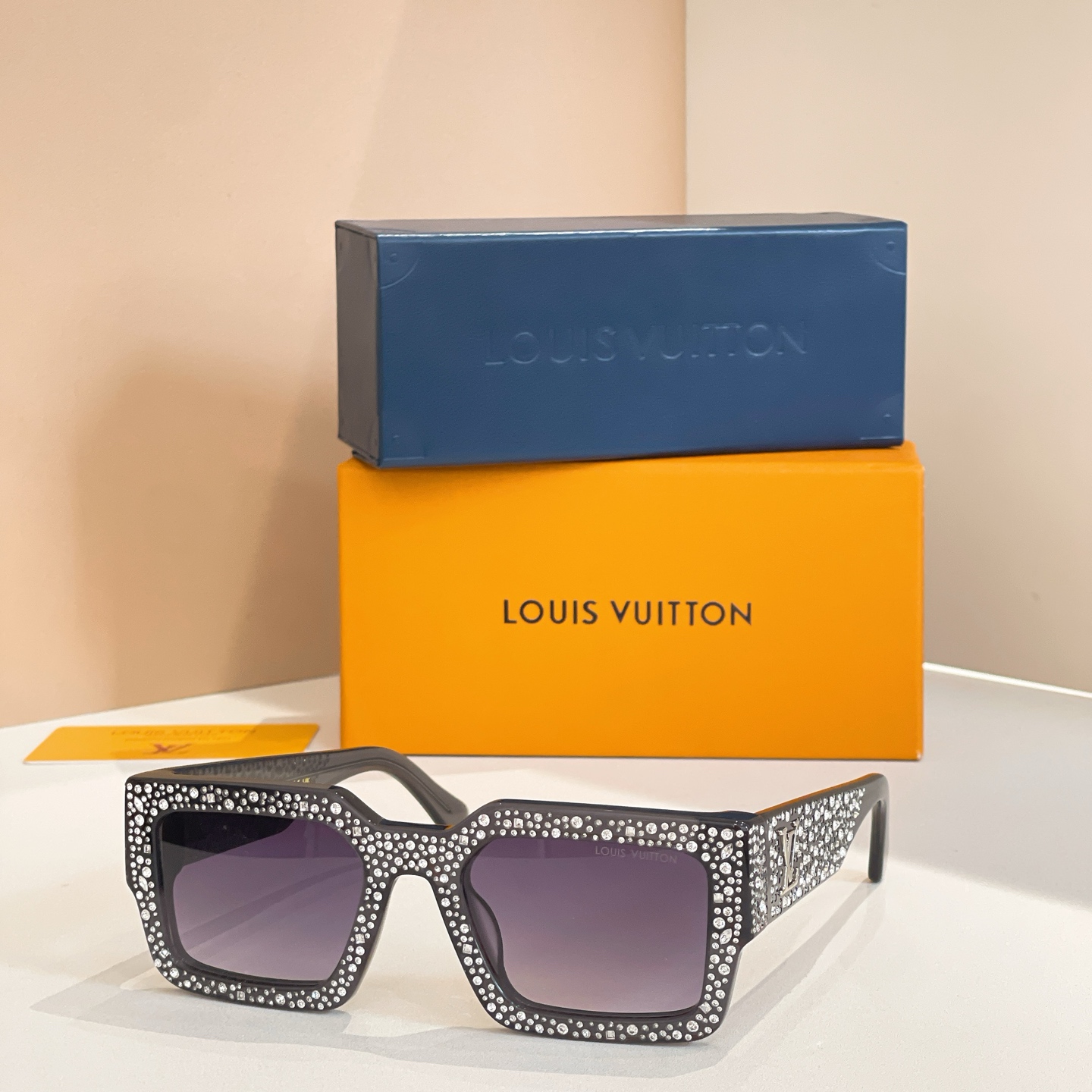 LOUIS VUITTO*🌟🌟🌟MODEL：Z2396E🌟🌟🌟SIZE：54口22-145🌟🌟🌟