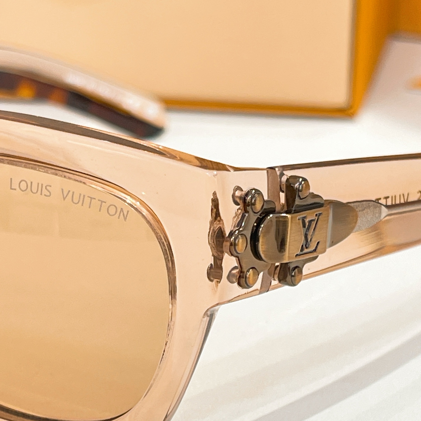 LOUIS VUITTO*🌟🌟🌟MODEL：Z3089U🌟🌟🌟SIZE：56口19-140🌟🌟🌟