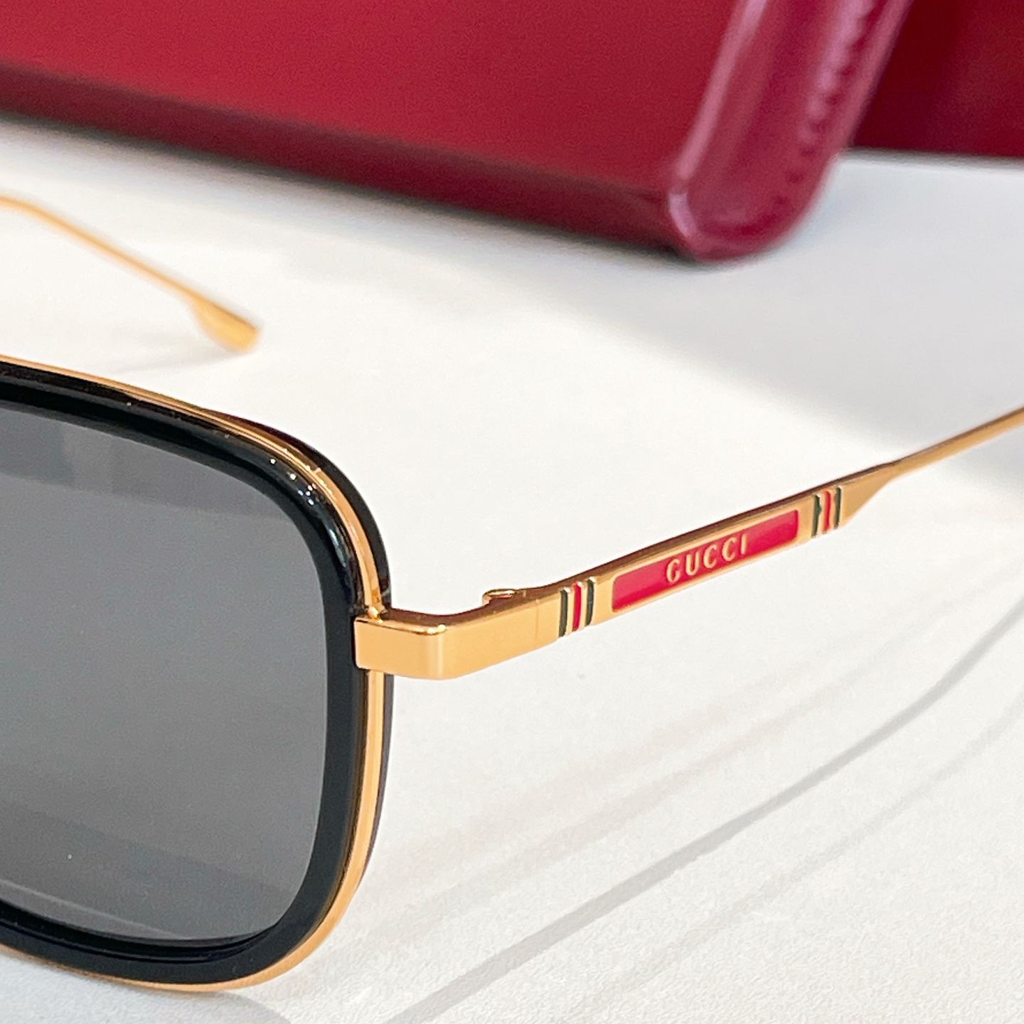 GUCC*🐝🐝🐝MODEL：GG1647🐝🐝🐝SIZE：52口21-140🐝🐝🐝