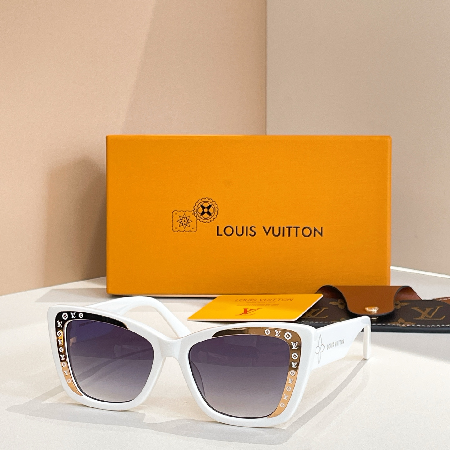 LOUIS VUITTO*🌟🌟🌟MODEL：Z2007U🌟🌟🌟SIZE：56口18-145🌟🌟🌟