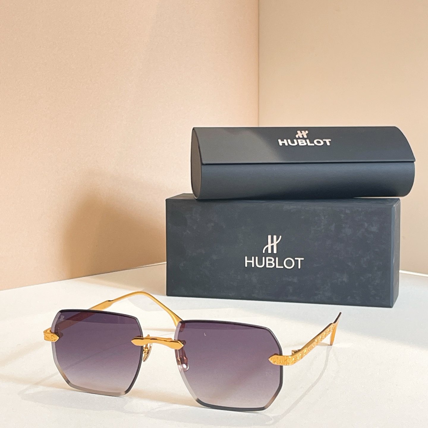 HUBLOT⚜️⚜️⚜️MODEL:H324⚜️⚜️⚜️SIZE：55口18-145⚜️⚜️