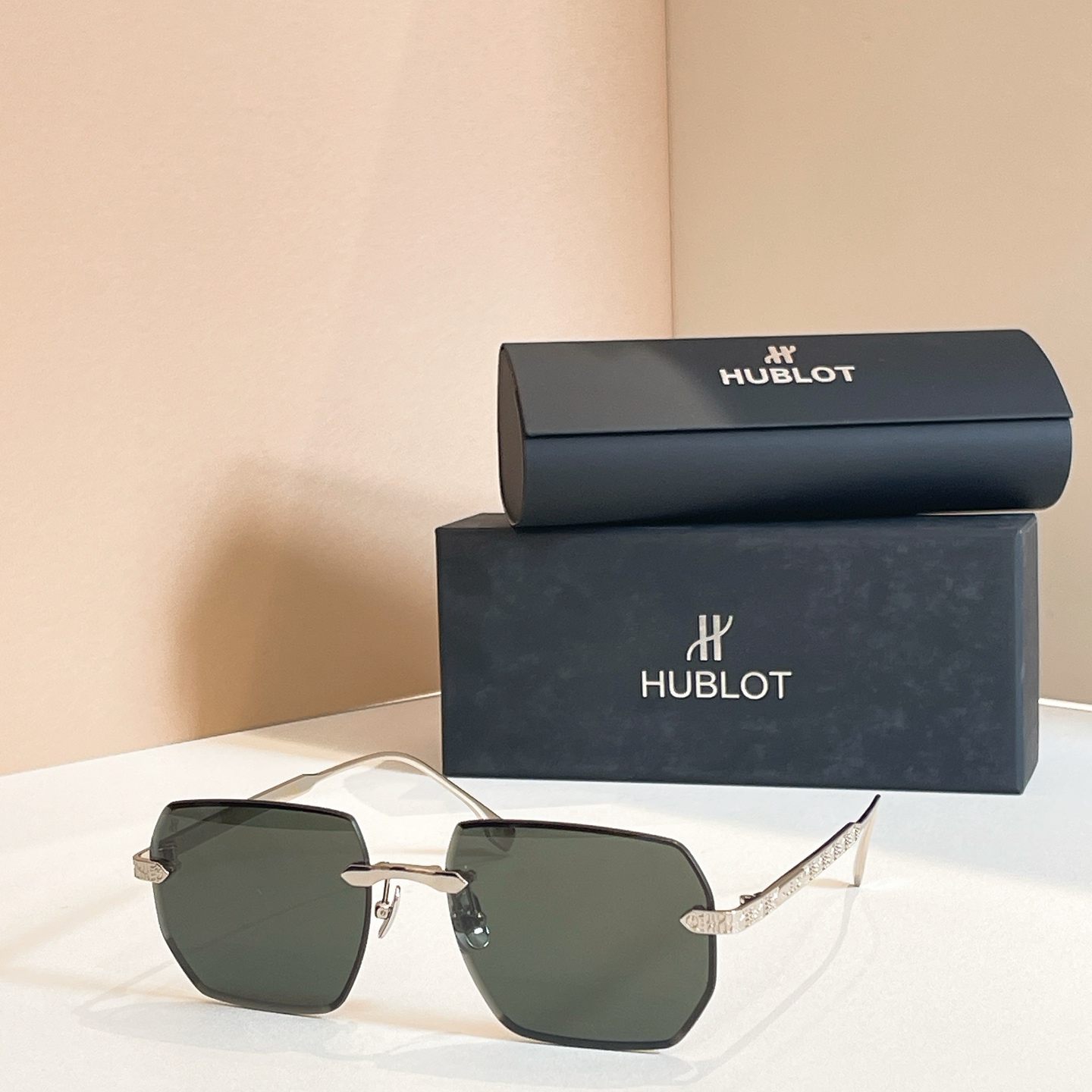 HUBLOT⚜️⚜️⚜️MODEL:H324⚜️⚜️⚜️SIZE：55口18-145⚜️⚜️