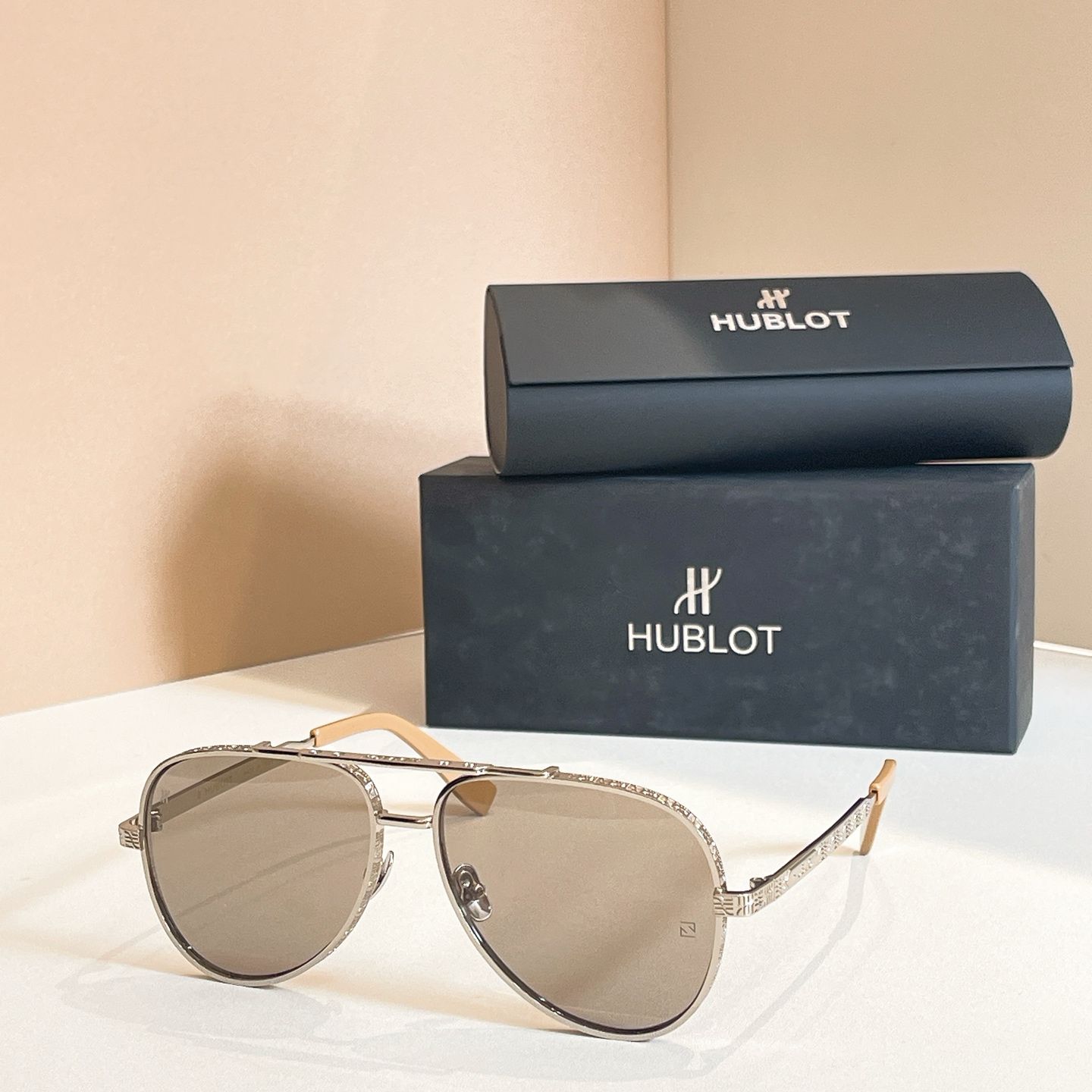 HUBLOT⚜️⚜️⚜️MODEL:H332⚜️⚜️⚜️SIZE：59口15-145⚜️⚜️