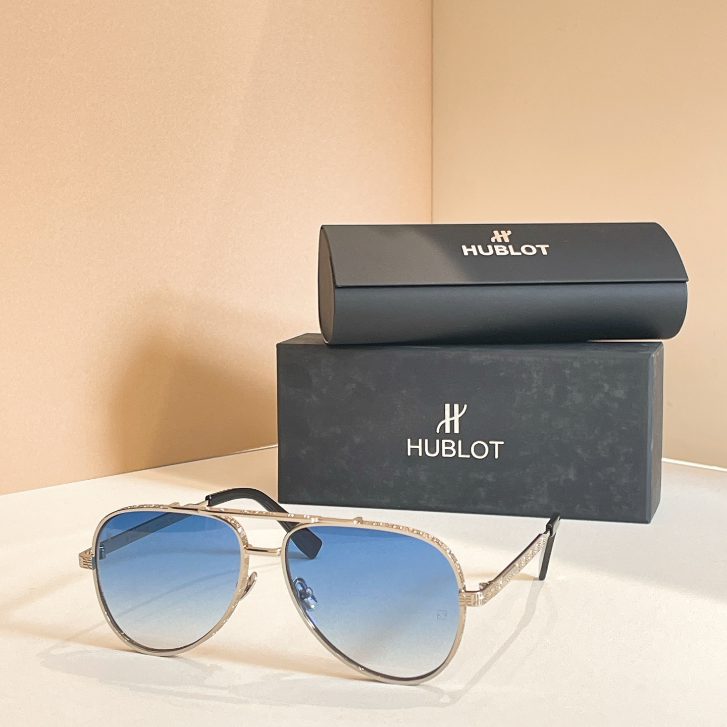 HUBLOT⚜️⚜️⚜️MODEL:H332⚜️⚜️⚜️SIZE：59口15-145⚜️⚜️