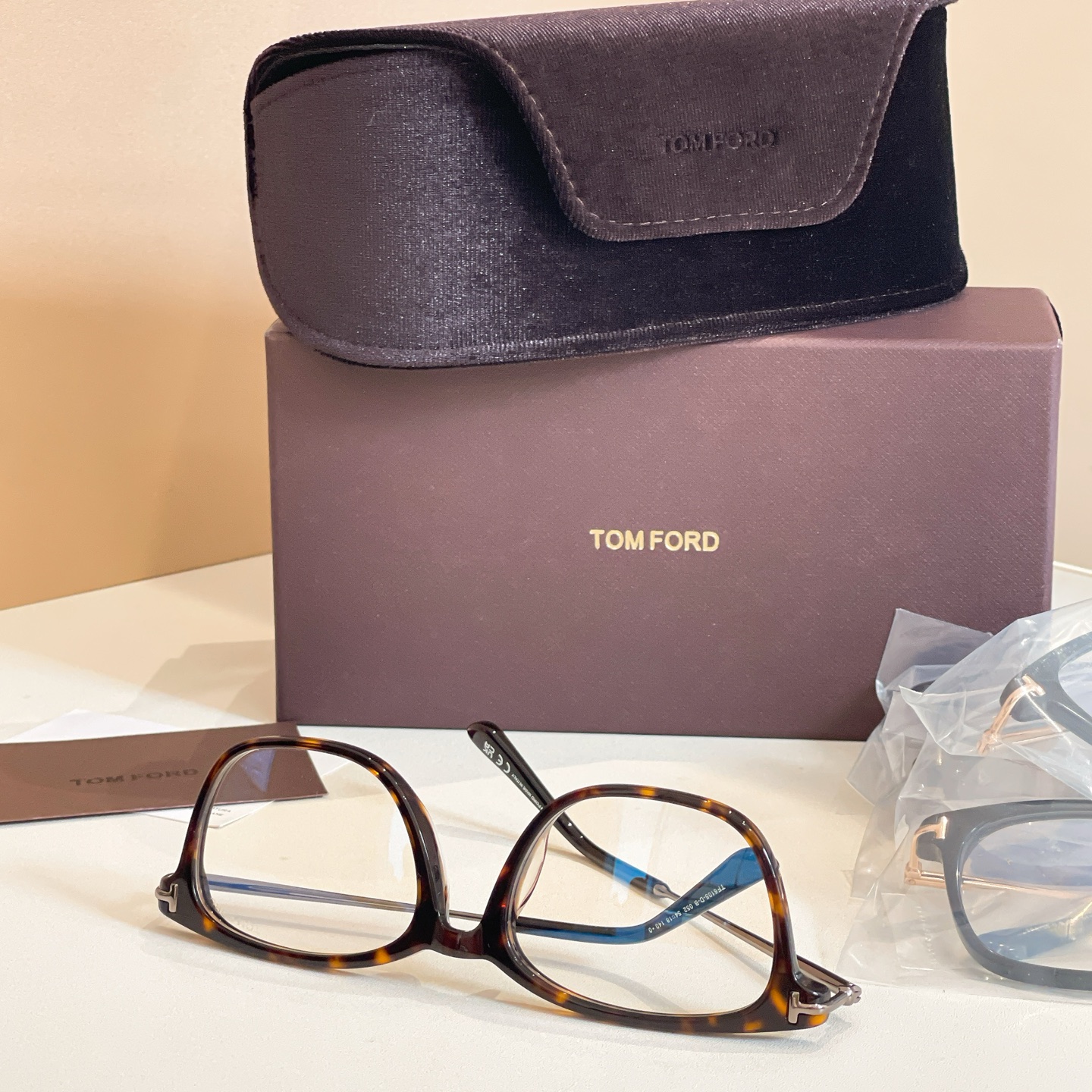 TOM FOR*💫💫💫MODEL：TF6105-D-B💫💫💫SIZE：54口18-140💫💫💫高版本～～