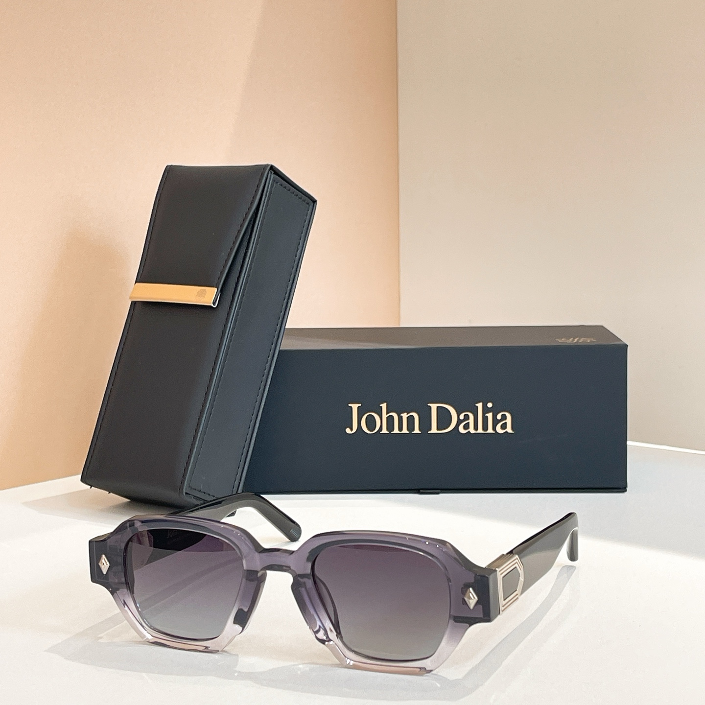 John Daila🌟🌟🌟MODEL: Project2🌟🌟🌟SIZE: 49口24-145🌟🌟🌟～
