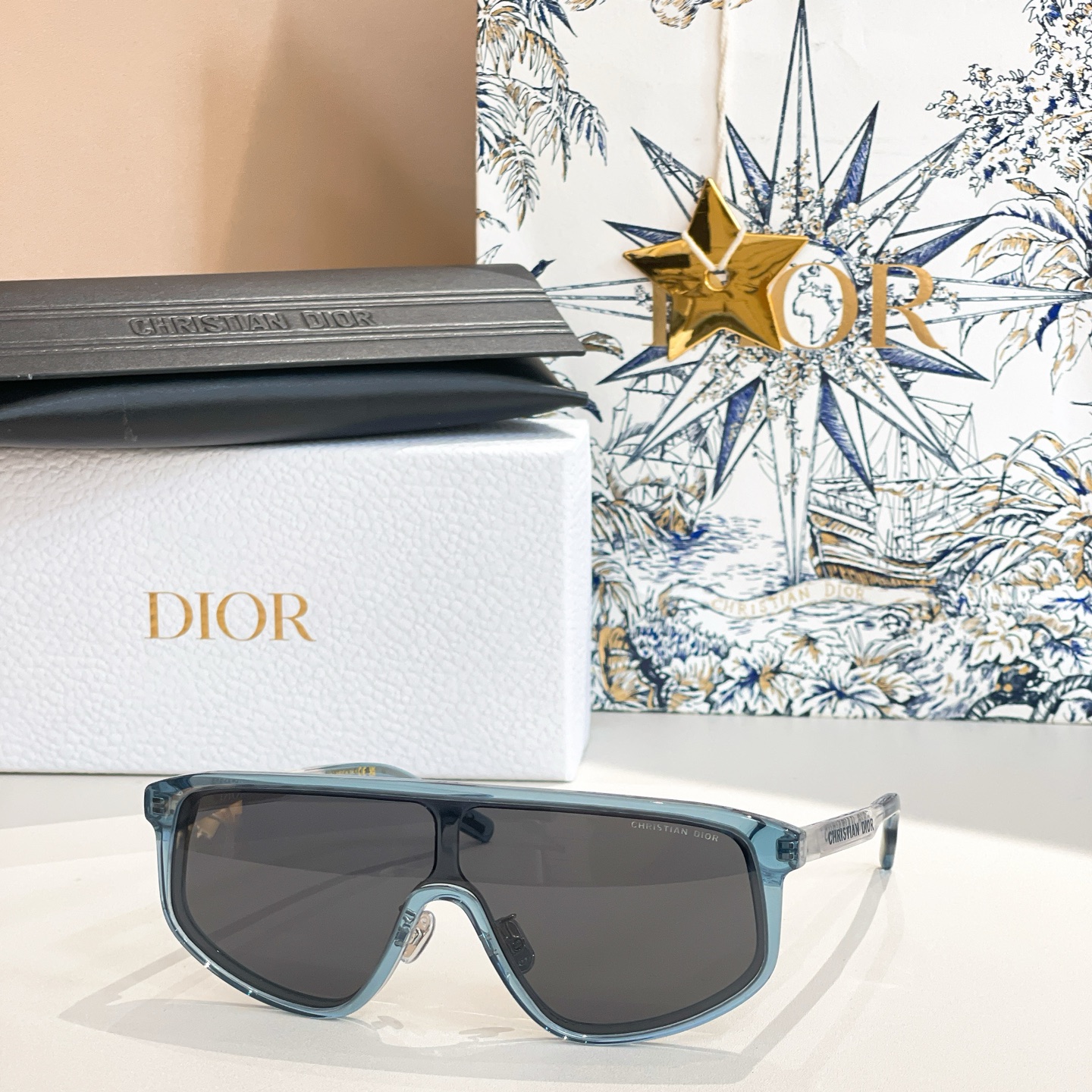 DIO*✨✨✨MODEL: DiorTag M1F ✨✨✨SIZE：140 ✨✨