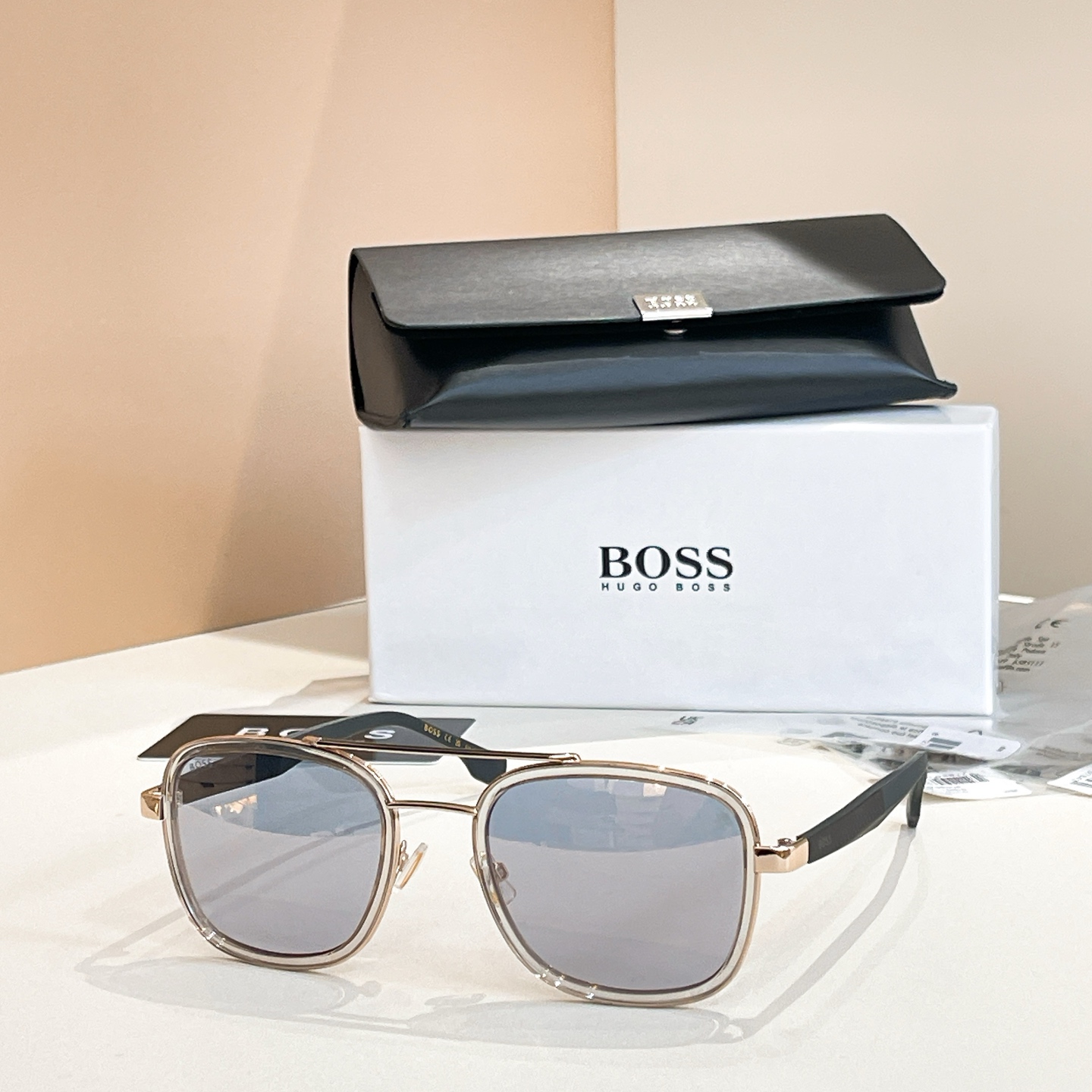 BOSS✨✨✨MODEL: 1486/S✨✨✨SIZE: 54口21-145✨✨✨原装货品～