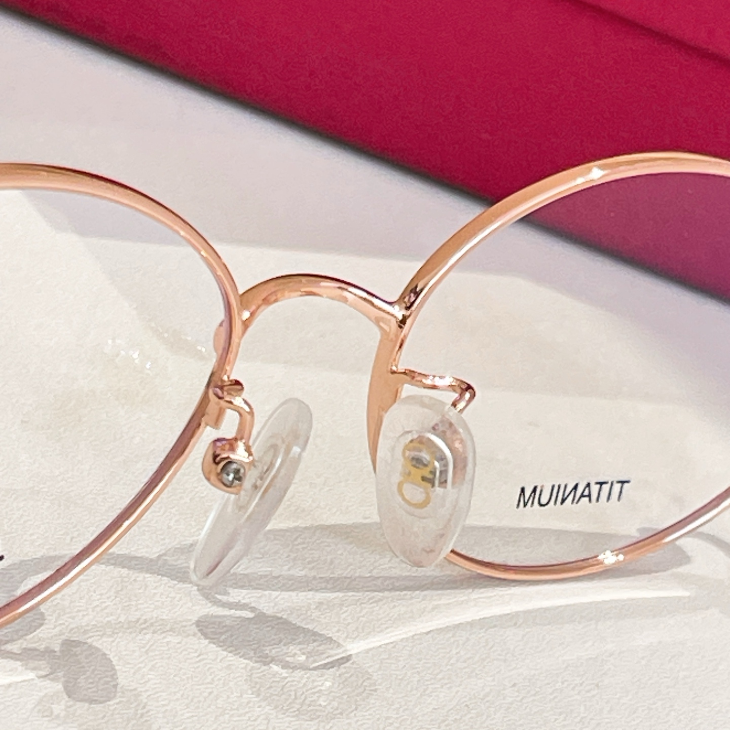 Salvatore ferragam* 菲*拉格慕 💚💚MODEL：SF2555RA 💚💚💚SIZE：5