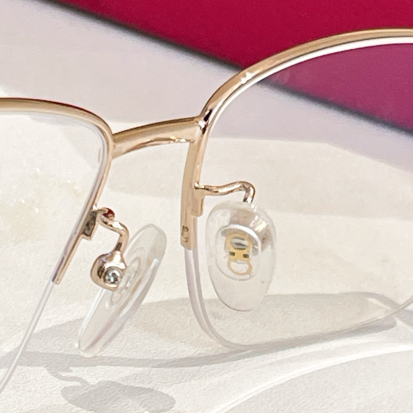 Salvatore ferragam* 菲*拉格慕 💚💚MODEL：SF2546A 💚💚💚SIZE：55