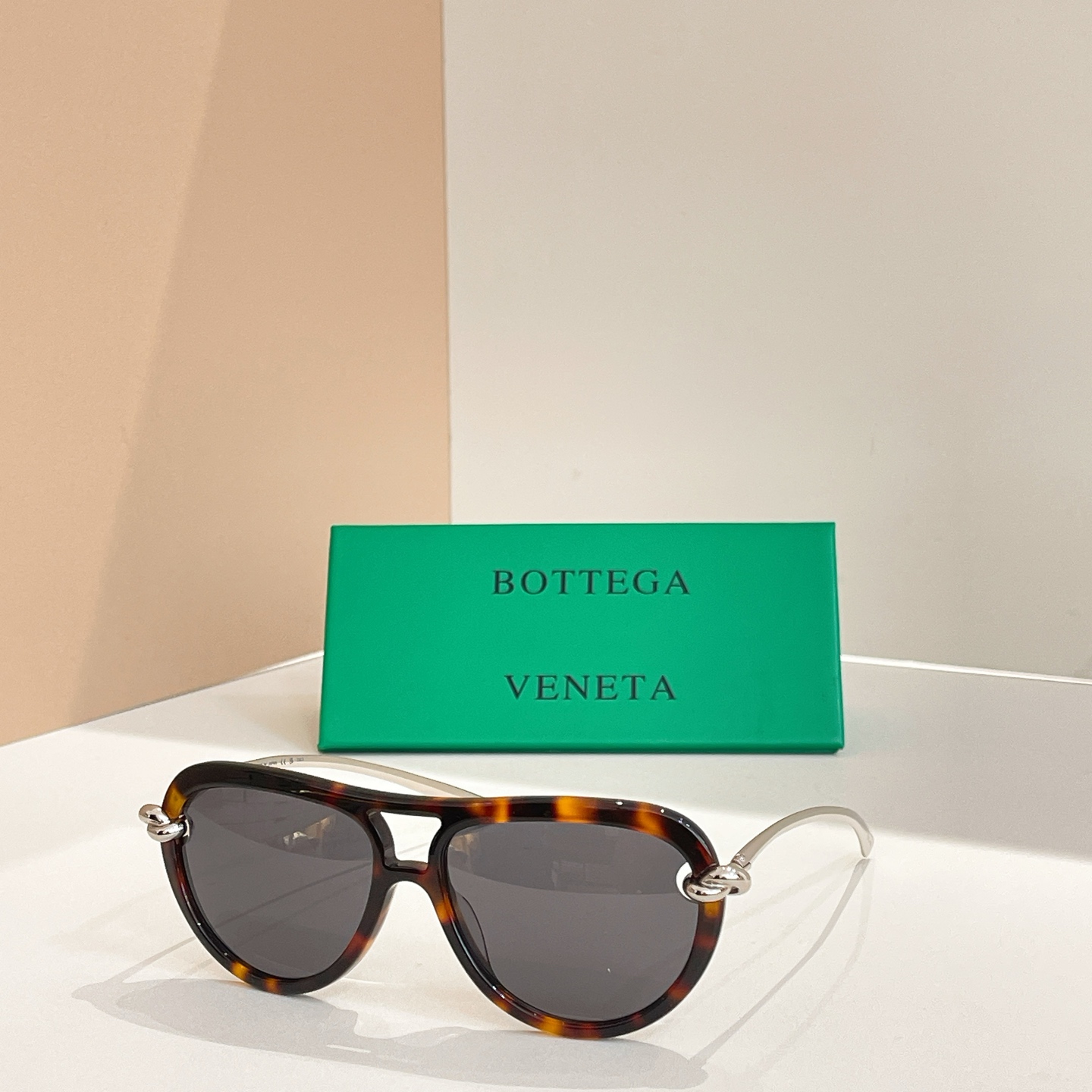 BOTTEGA VENET*🌟🌟🌟MODEL：BV1418S🌟🌟🌟SIZE：58口18-145🌟🌟🌟