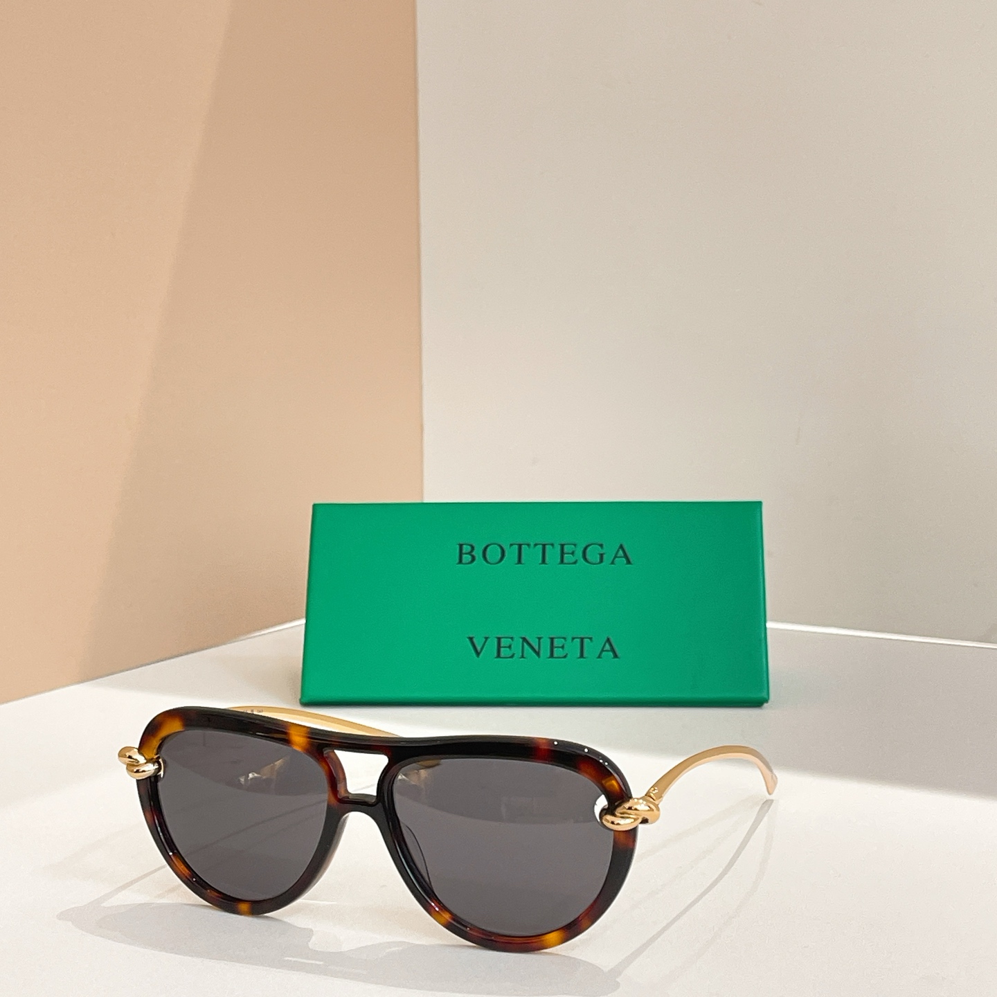 BOTTEGA VENET*🌟🌟🌟MODEL：BV1418S🌟🌟🌟SIZE：58口18-145🌟🌟🌟