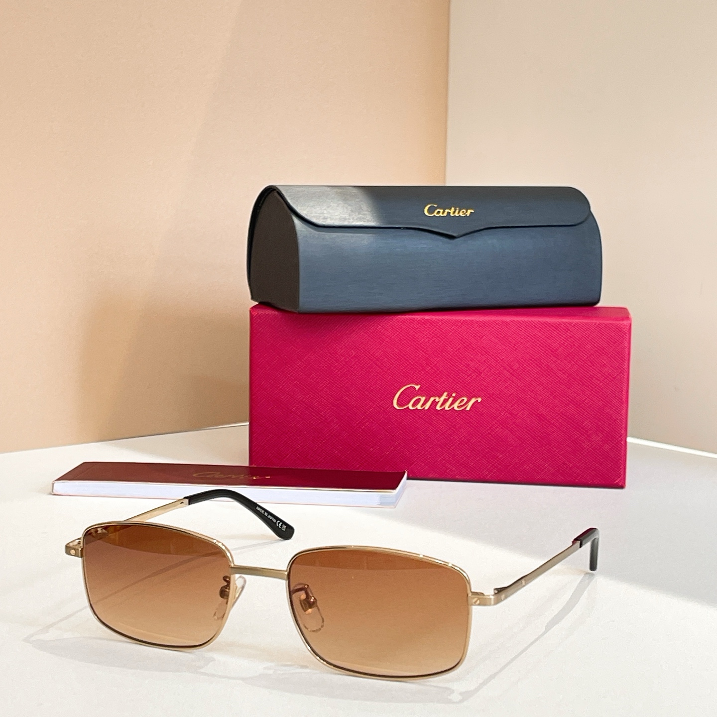Cartie*✨✨✨MODEL：CT0576OA✨✨✨SIZE: 56口18-145✨✨✨钛～～