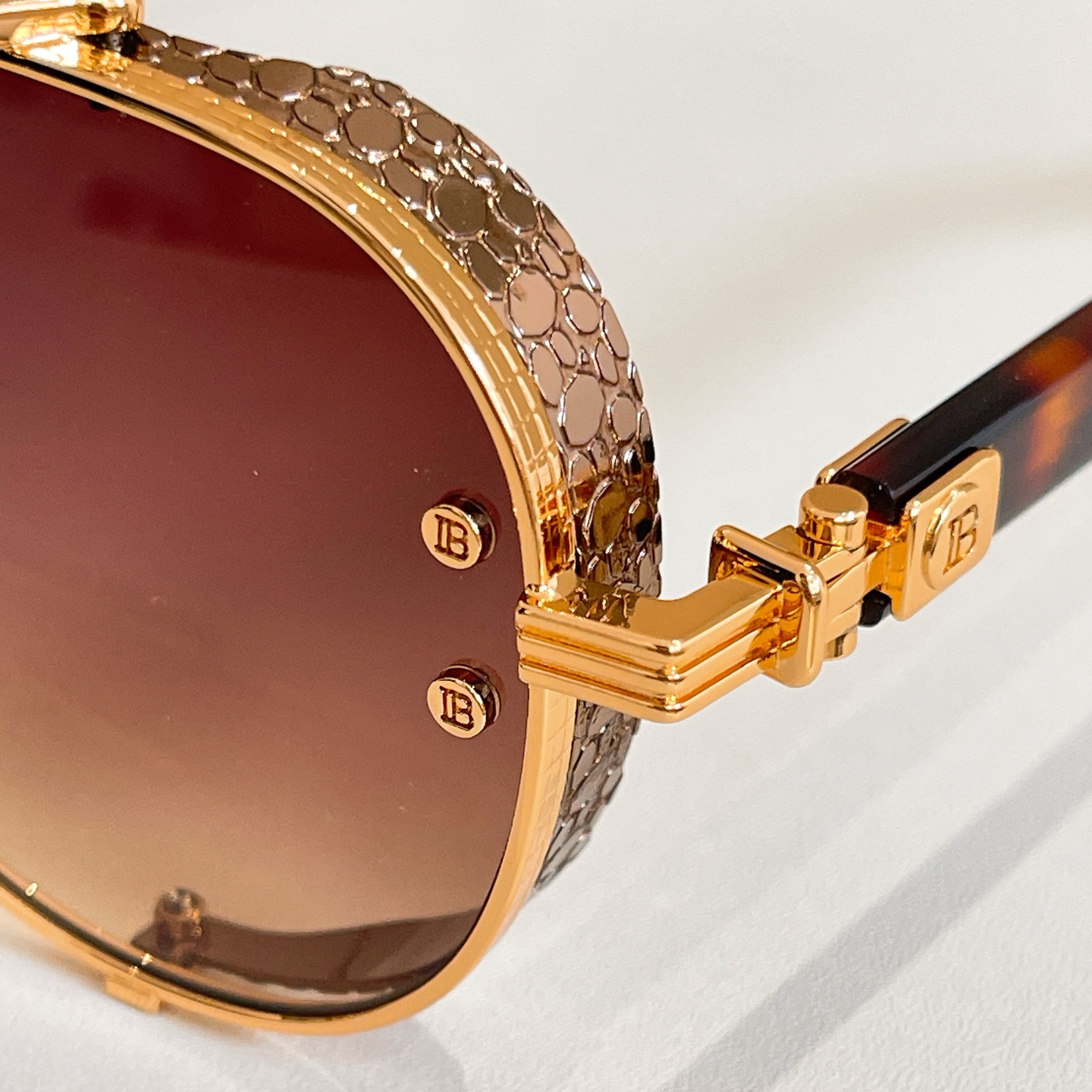 BALMAIN 巴尔曼🍁🍁🍁MODEL：BPS-125B-42//BLK- GLD🍁🍁🍁SIZE：59口