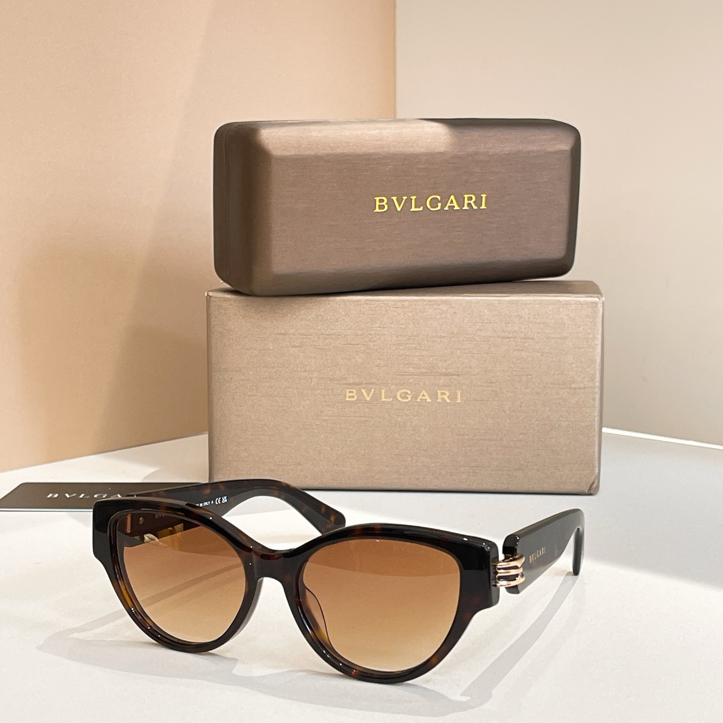 BVLGARI Sunglasses Acetate Cat Eye BV50045I