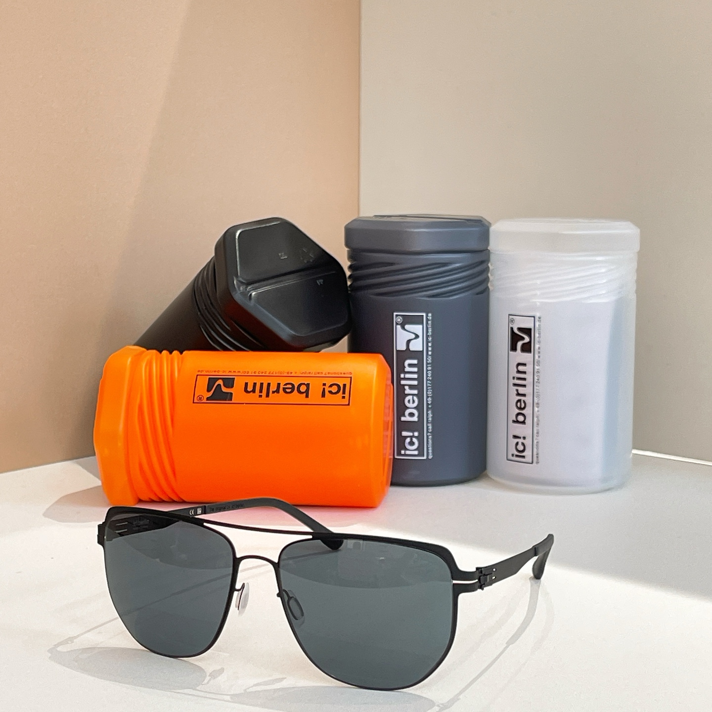 ic！Berli*⭐️⭐️⭐️MODEL:drea s⭐️⭐️⭐️SIZE：57口16⭐️⭐️配送盒子～