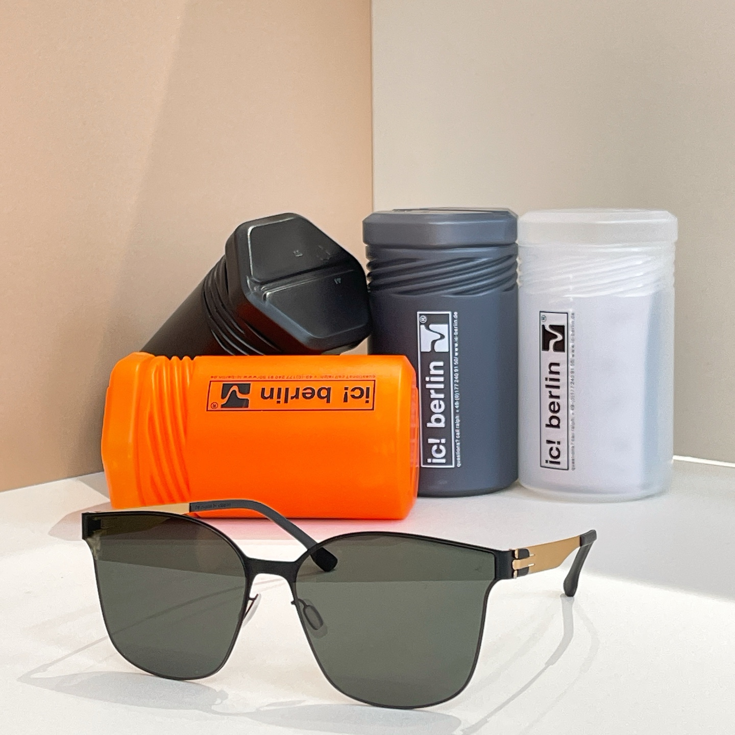 ic！Berli*⭐️⭐️⭐️MODEL:fashion ⭐️⭐️⭐️SIZE：62口13⭐️⭐️配送盒