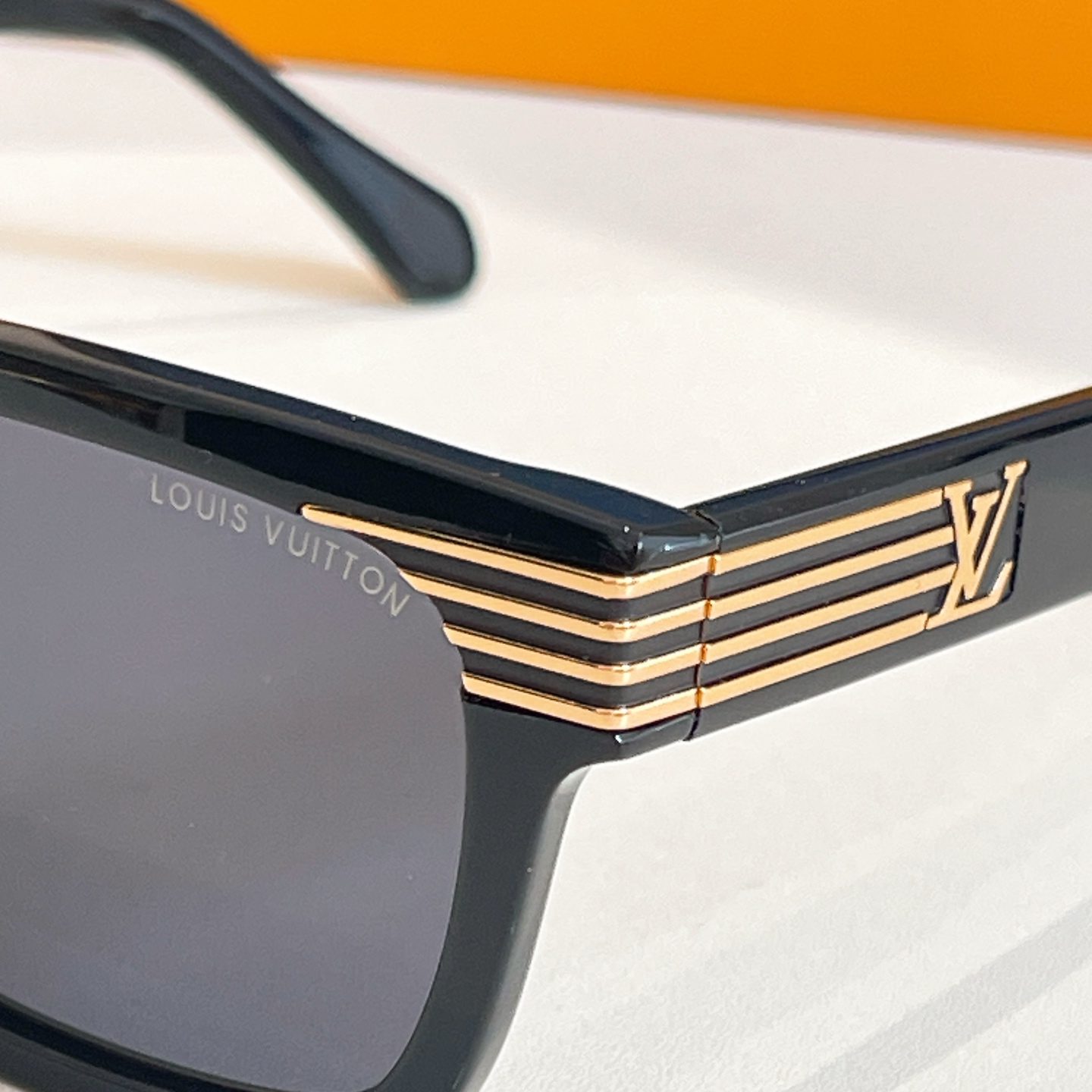 LOUIS VUITTO*🌟🌟🌟MODEL：Z2910U🌟🌟🌟SIZE：56口18-145🌟🌟🌟