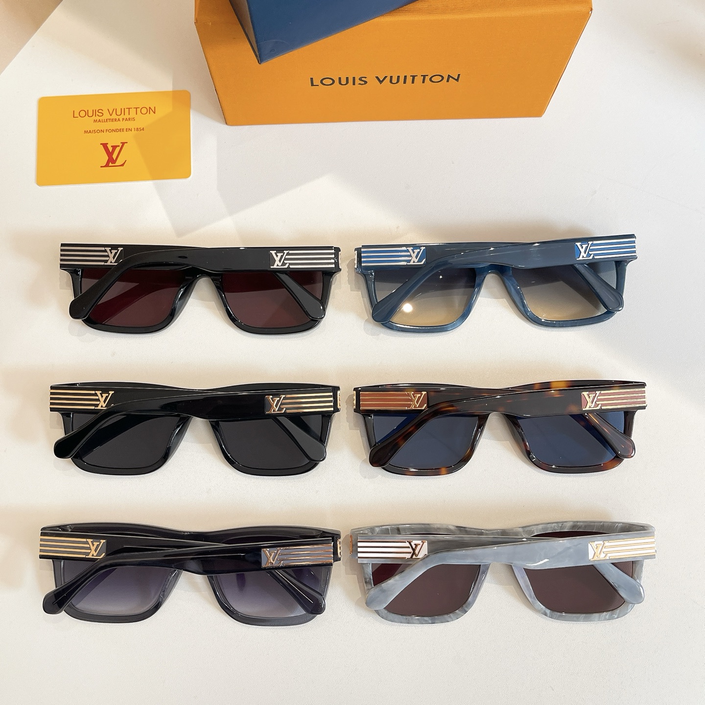 LOUIS VUITTO*🌟🌟🌟MODEL：Z2910U🌟🌟🌟SIZE：56口18-145🌟🌟🌟