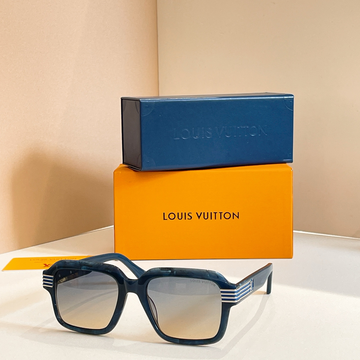 ￼ LOUIS VUITTO*🌟🌟🌟MODEL：Z2739U🌟🌟🌟SIZE：55口20-145🌟🌟🌟