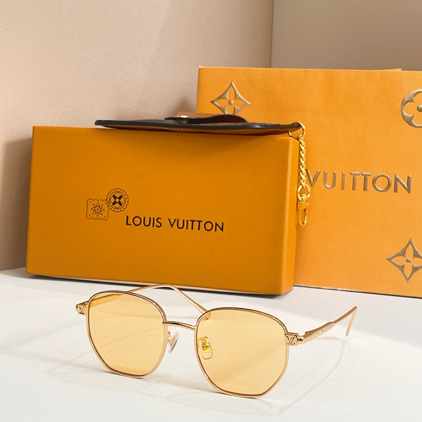 LOUIS VUITTO*🌟🌟🌟MODEL：Z3206E🌟🌟🌟SIZE：52口20-145🌟🌟🌟