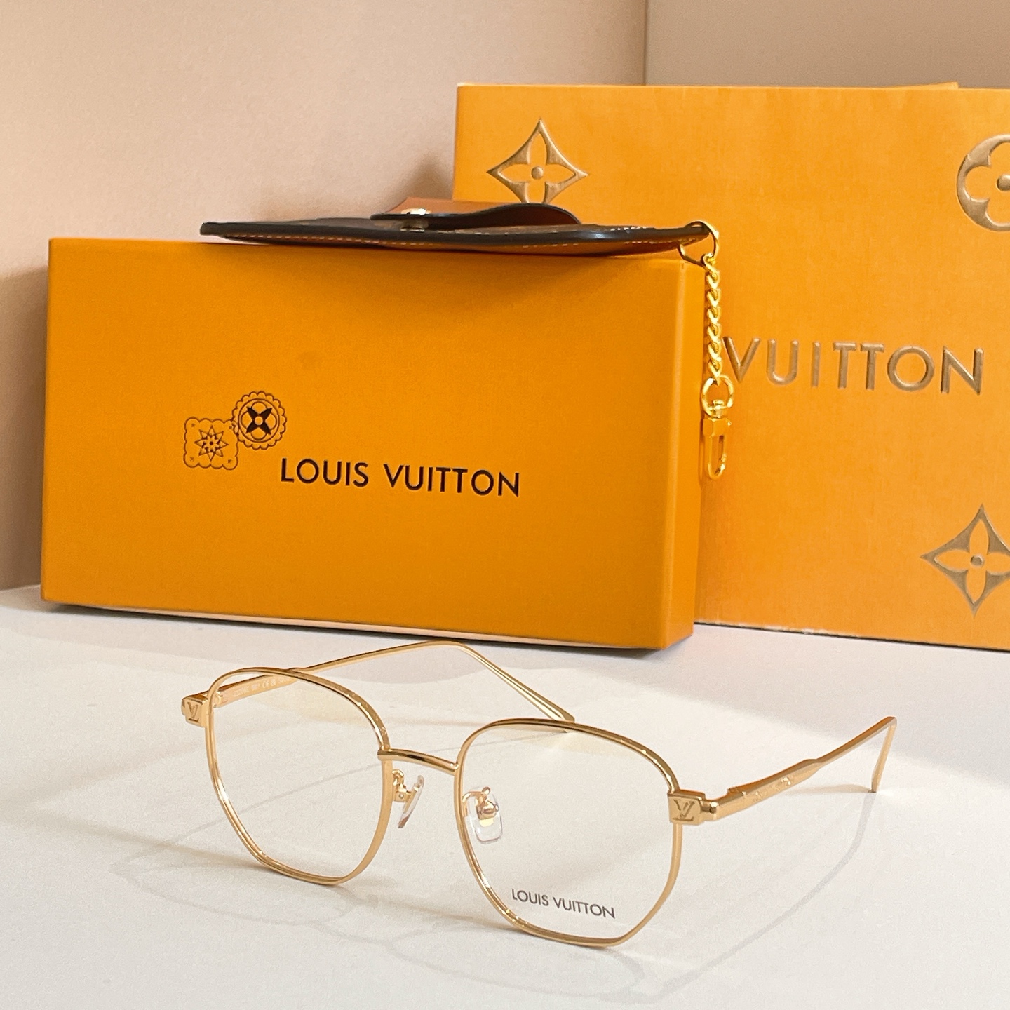 LOUIS VUITTO*🌟🌟🌟MODEL：Z3206E🌟🌟🌟SIZE：52口20-145🌟🌟🌟