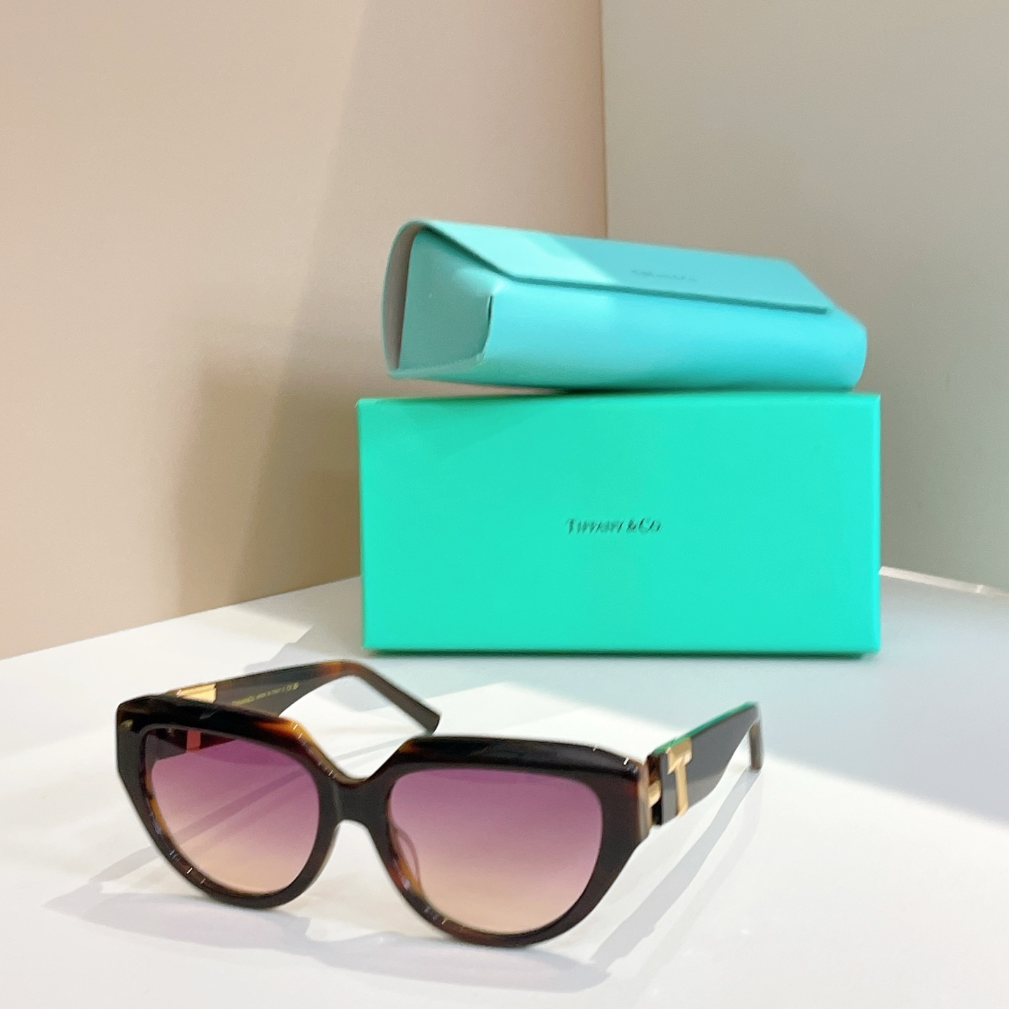 TIFFANY&Co.✨✨✨MODEL：TF4238U✨✨✨ SIZE：57口18-143✨✨✨