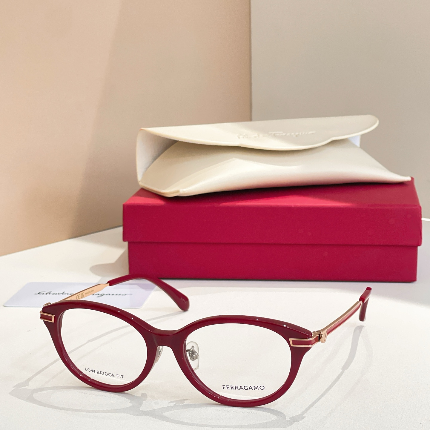 Salvatore ferragam* 菲*拉格慕 💚💚MODEL：SF3018LB 💚💚💚SIZE：5